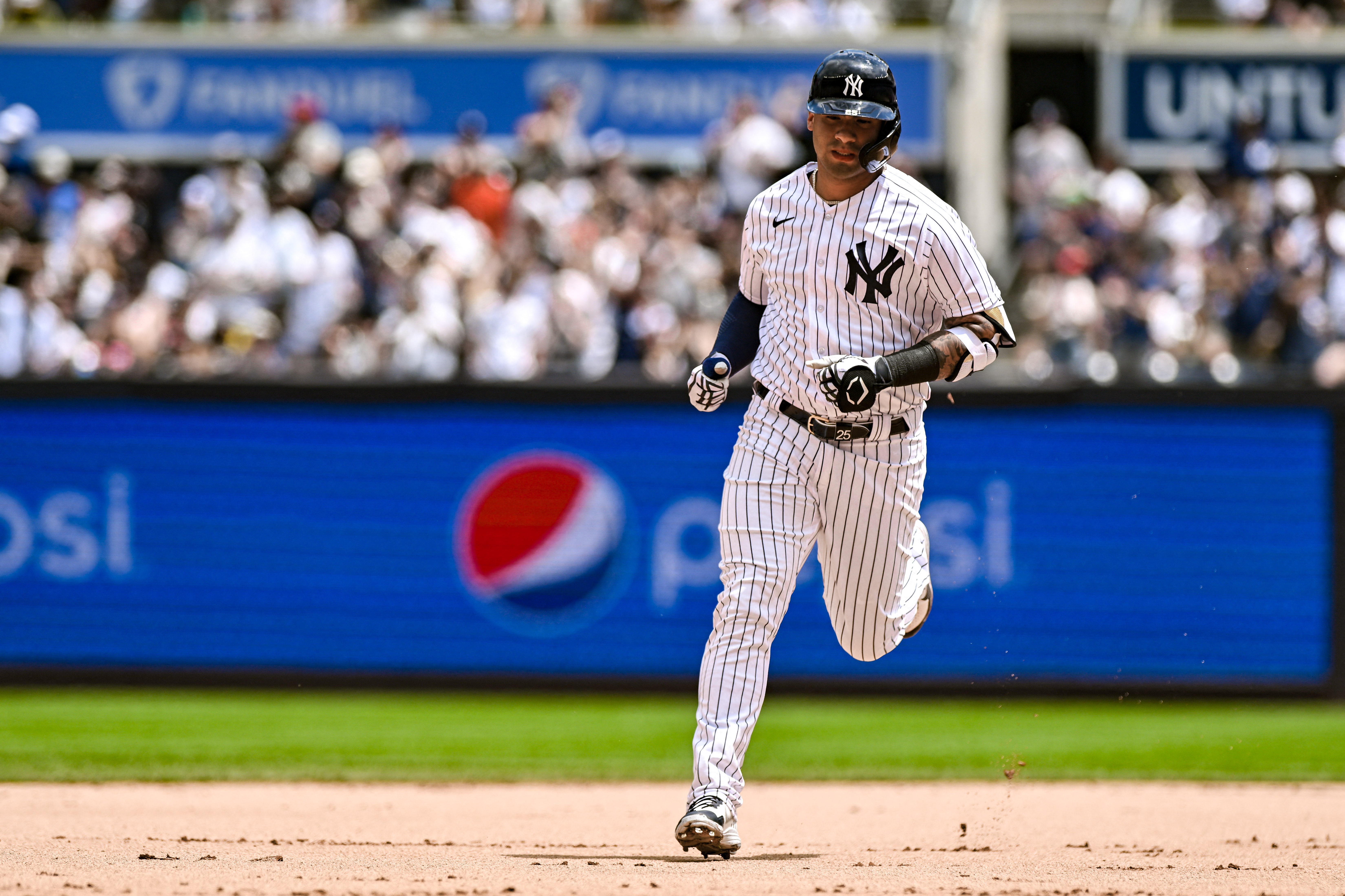 Yankees pull away late to knock off slumping Orioles