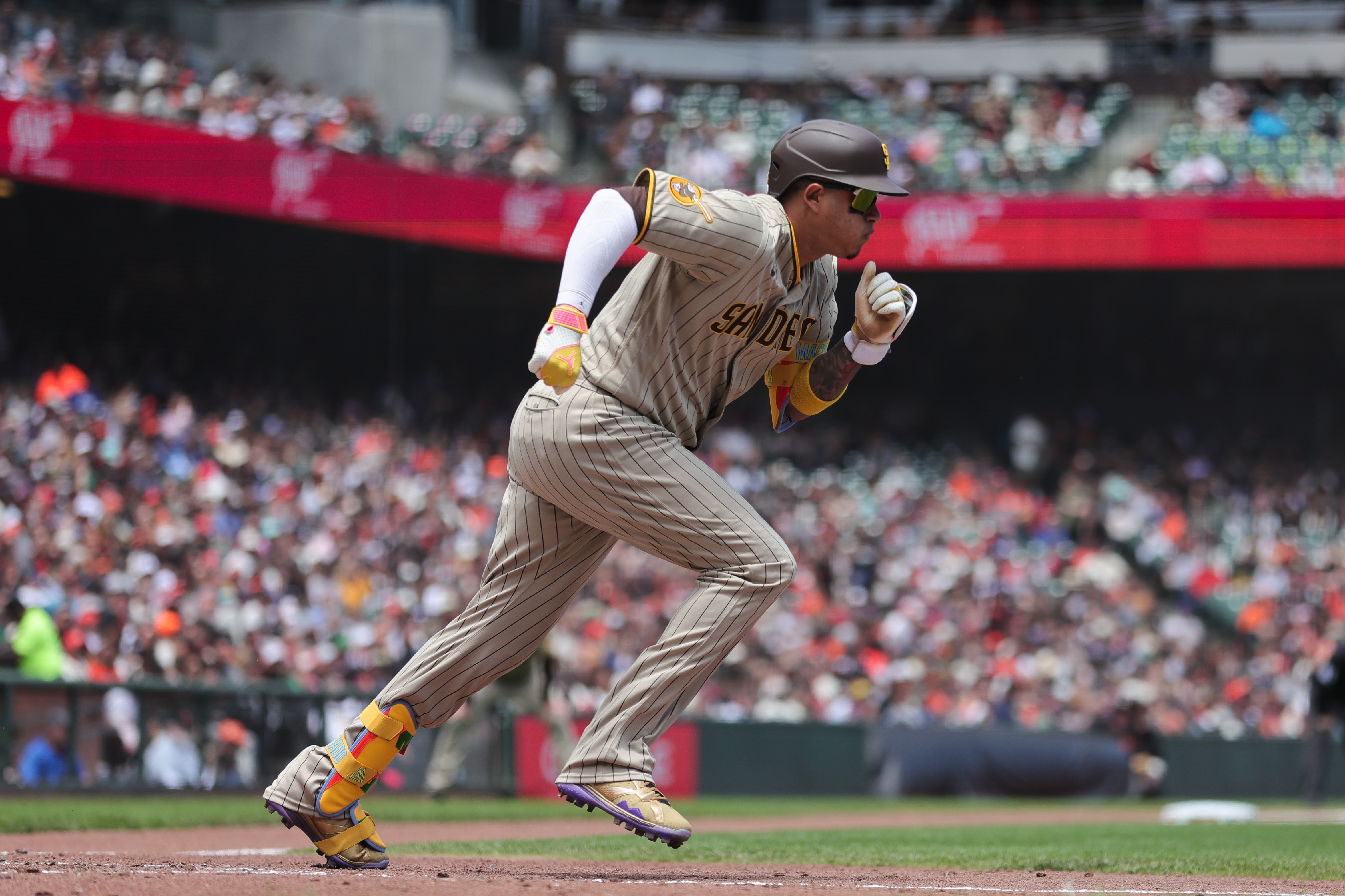 Giants losing streak extends to 5 despite 4 home runs – KNBR