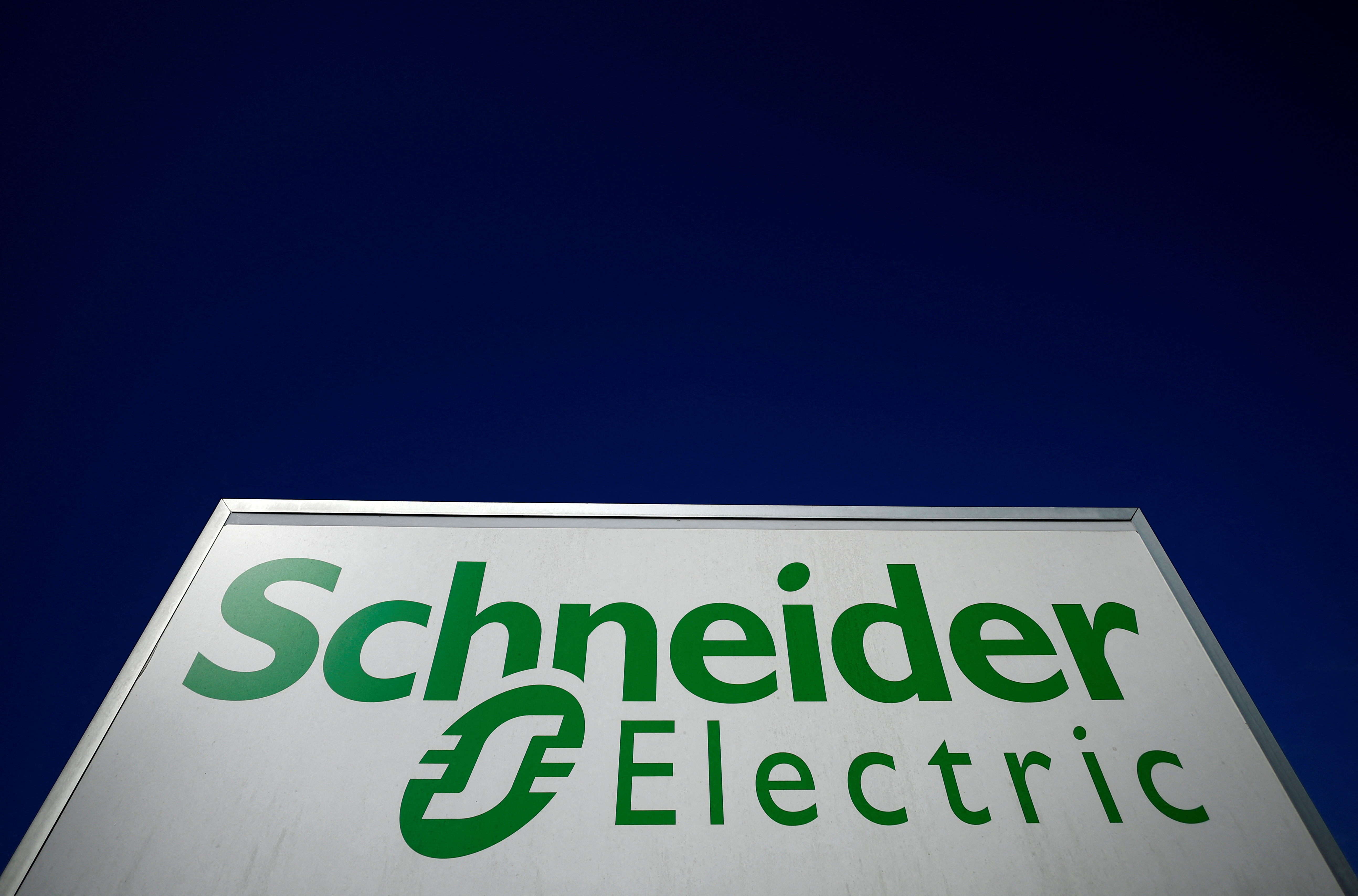 Schneider Electric's Aveva acquisition closes - DCD
