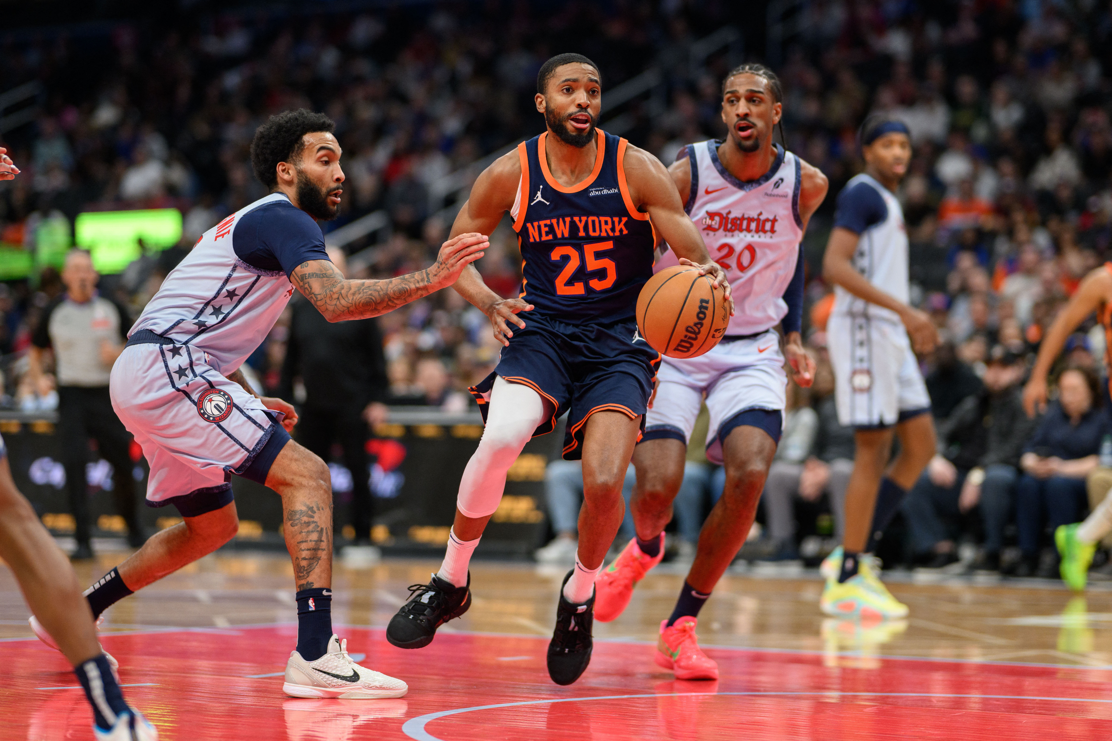Josh Hart notches triple-double, leads Knicks over Wizards | Reuters