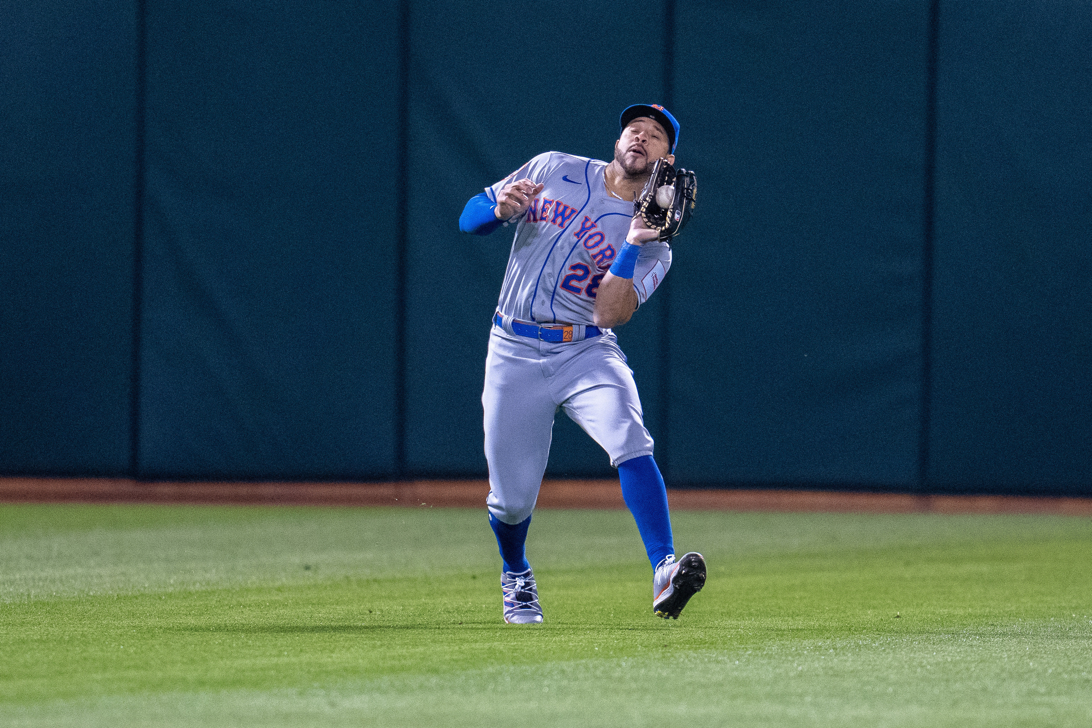 Francisco Lindor knocks in 7 as Mets mash A's 17-6