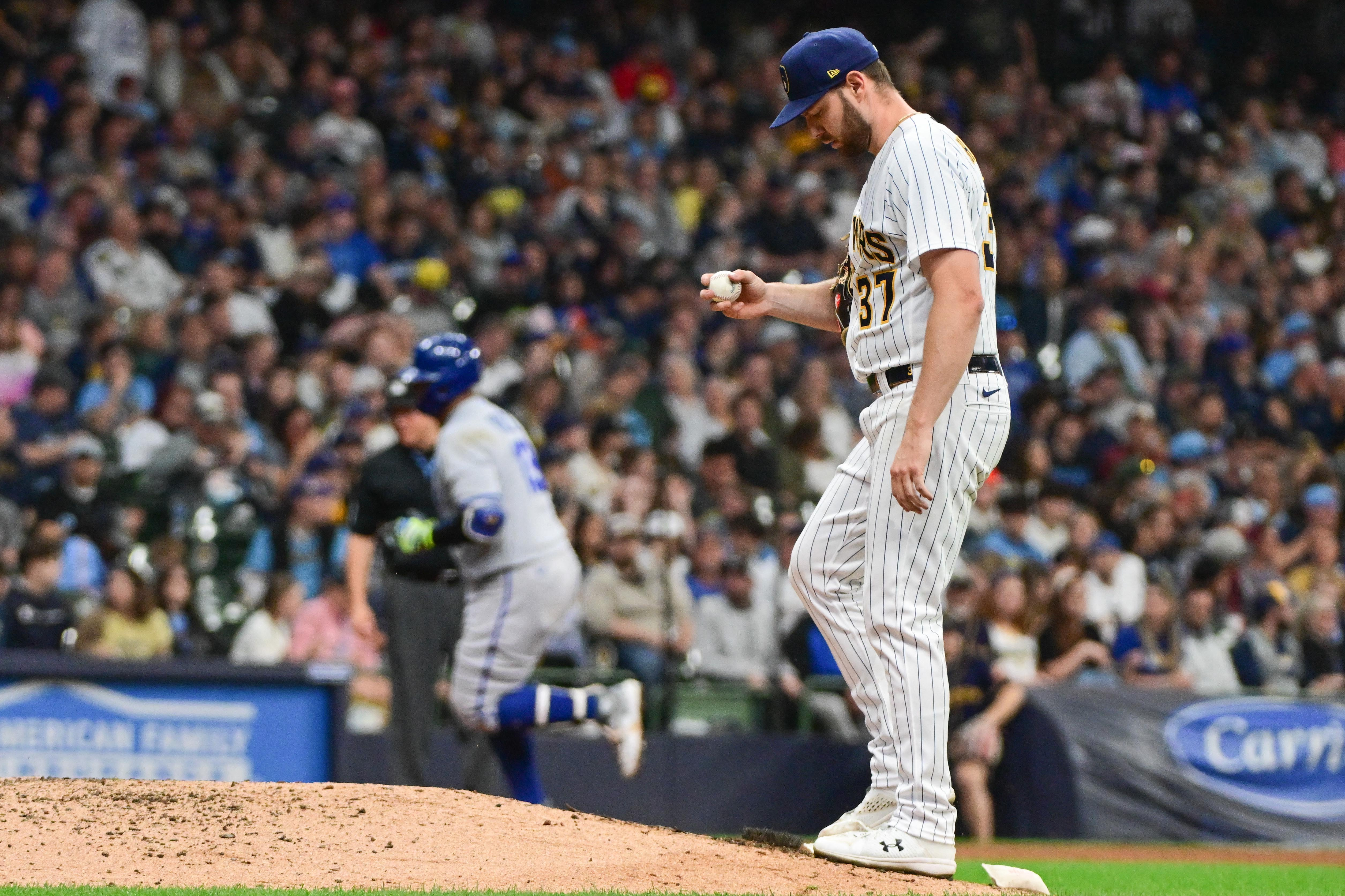 Royals lose to Brewers on walk-off sac fly, while Zack Greinke reaches MLB  milestone, National Sports