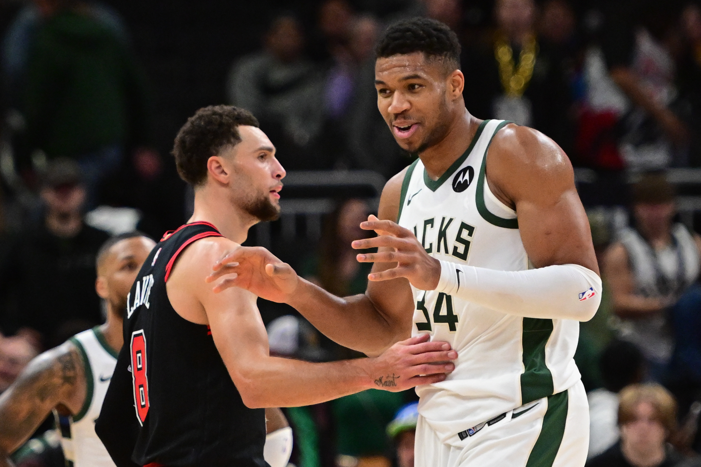 Giannis Antetokounmpo shoulders the load as Bucks sink Bulls | Reuters