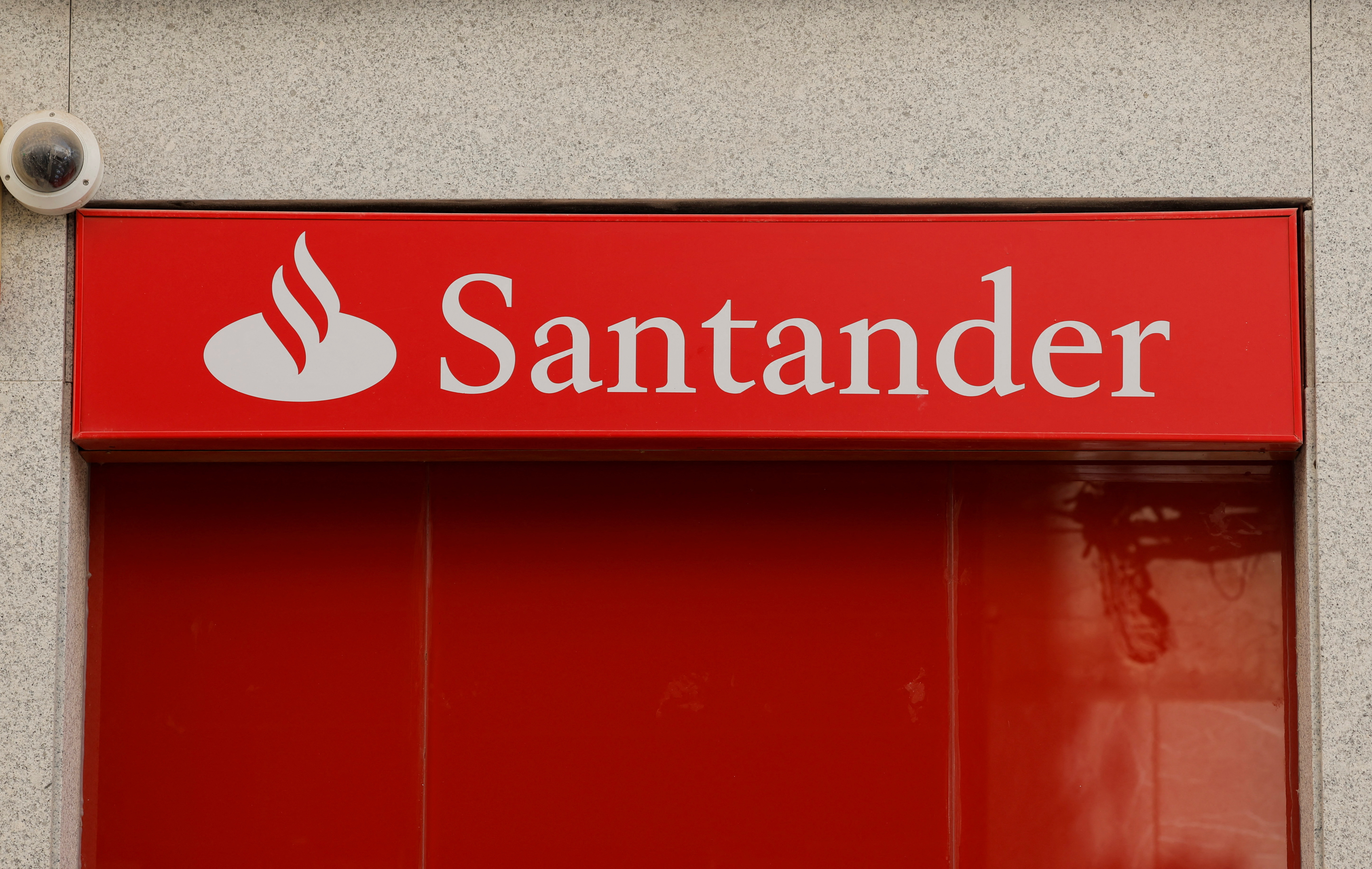 Santander, UK regulator reviewing allegations of senior banker's misconduct  | Reuters