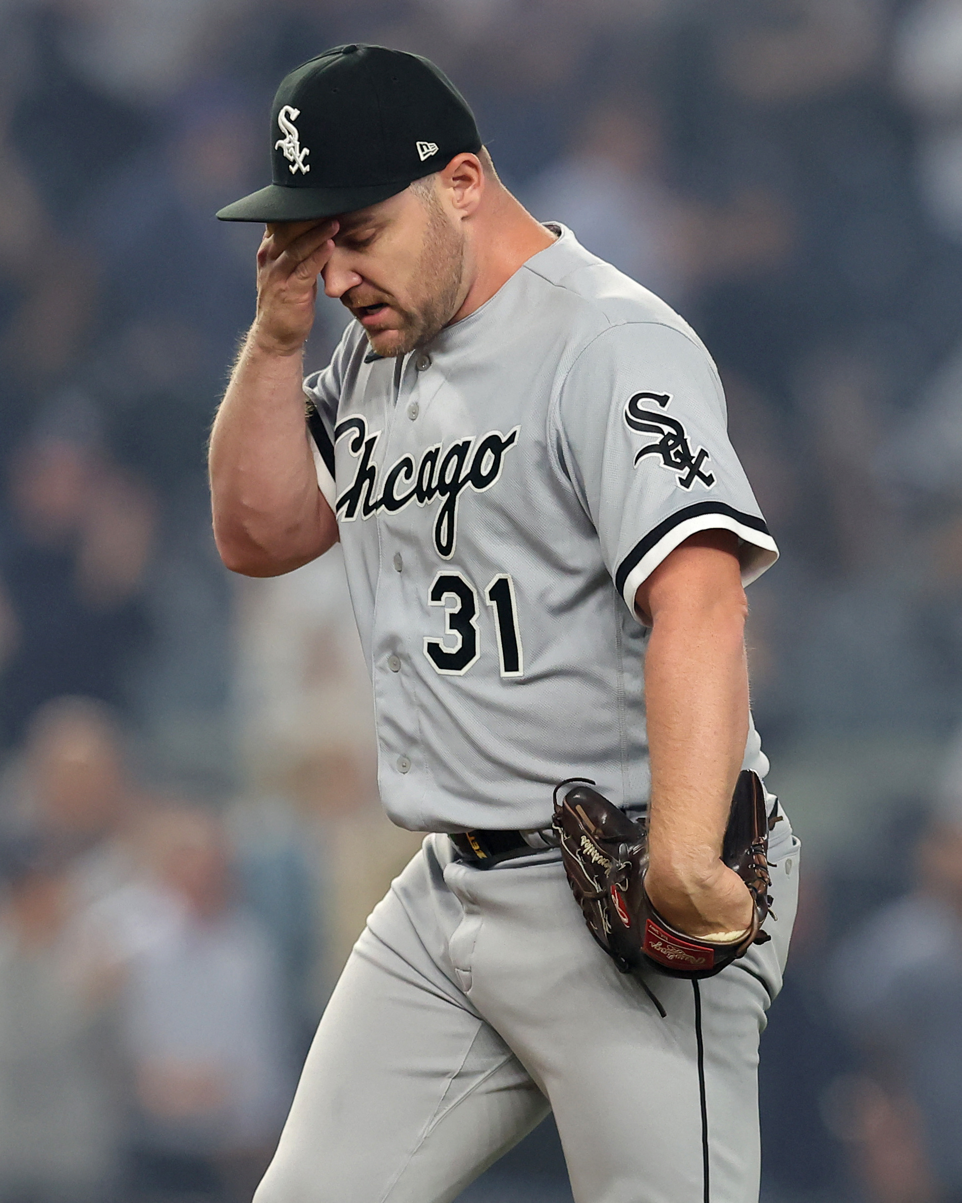 Lucas Giolito Pitches 6 Hitless Innings in Chicago White Sox Win vs Yankees