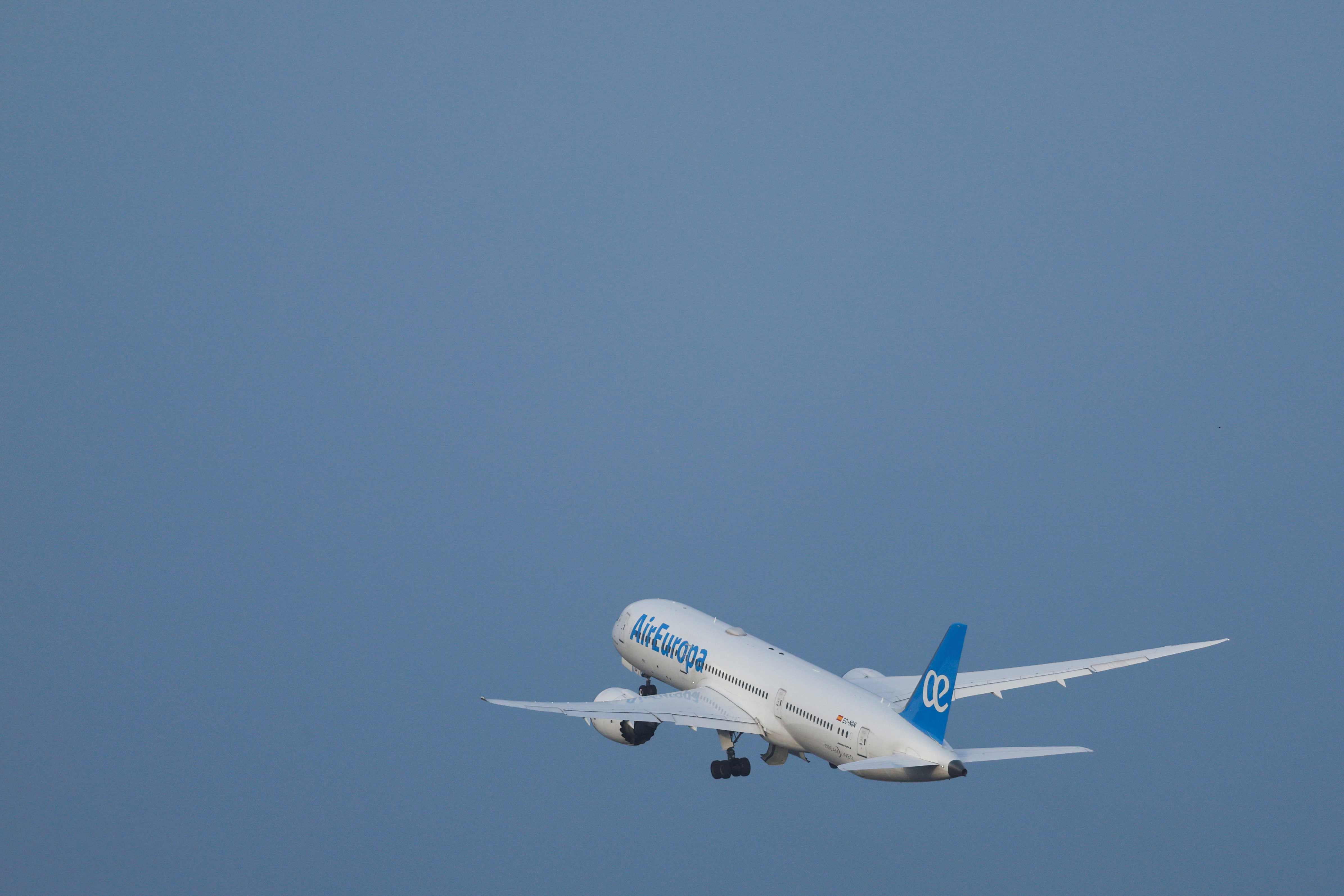 A Boeing 787-9 Dreamliner of the Air Europa company takes off from Gran Canaria airport
