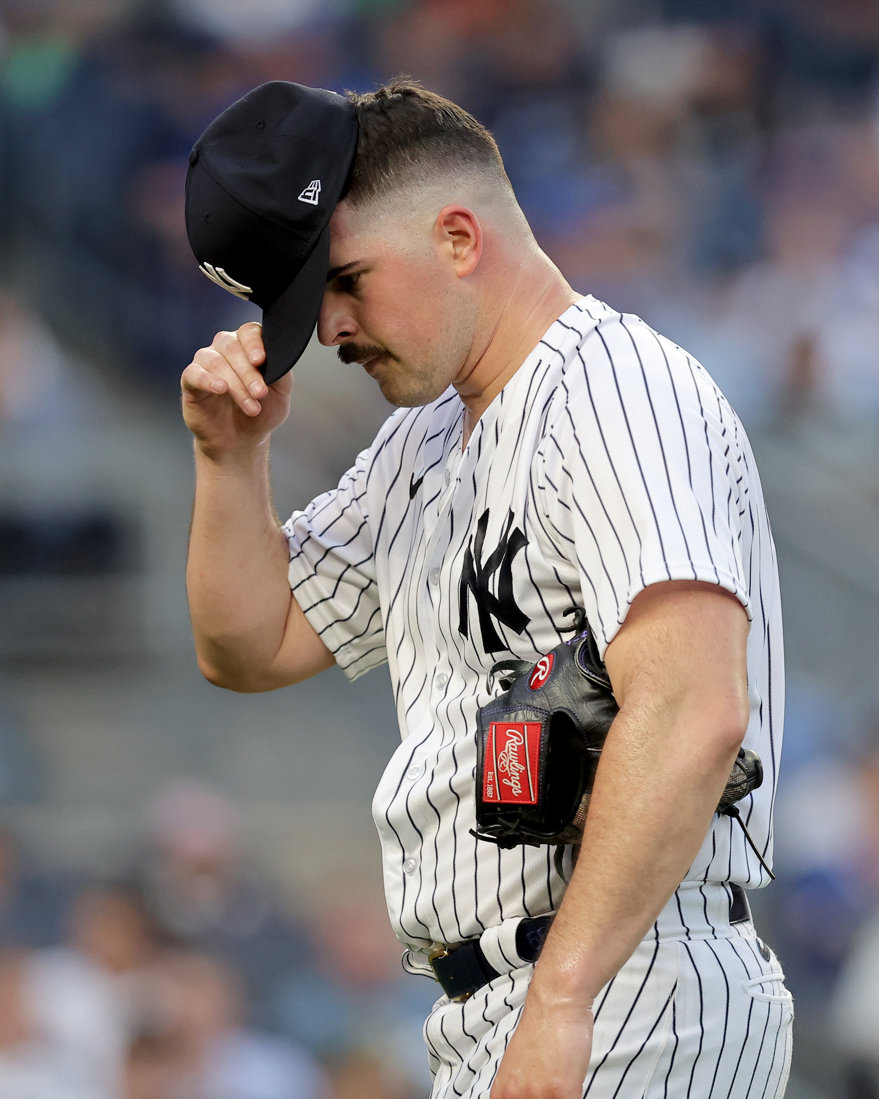 Cubs get 1st win in Bronx as Taillon outpitches Yankees' Rodón in