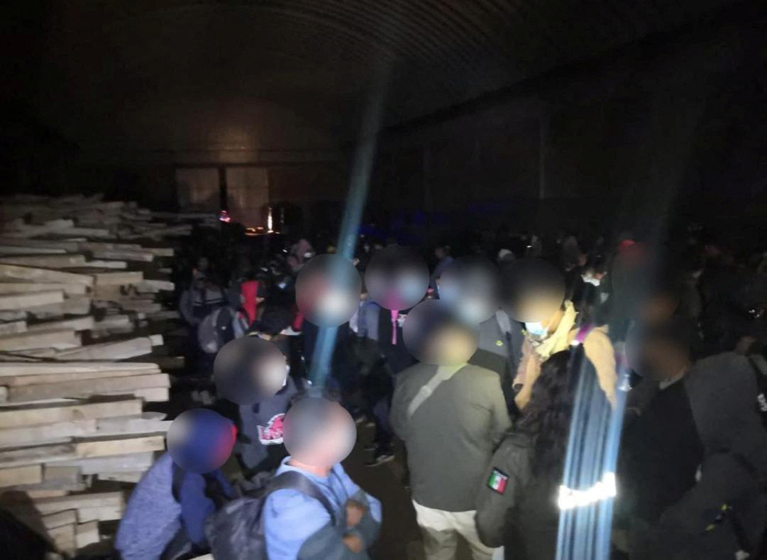 Mexican officials detained more than 200 mostly Guatemala migrants at a warehouse, in Jilotepec