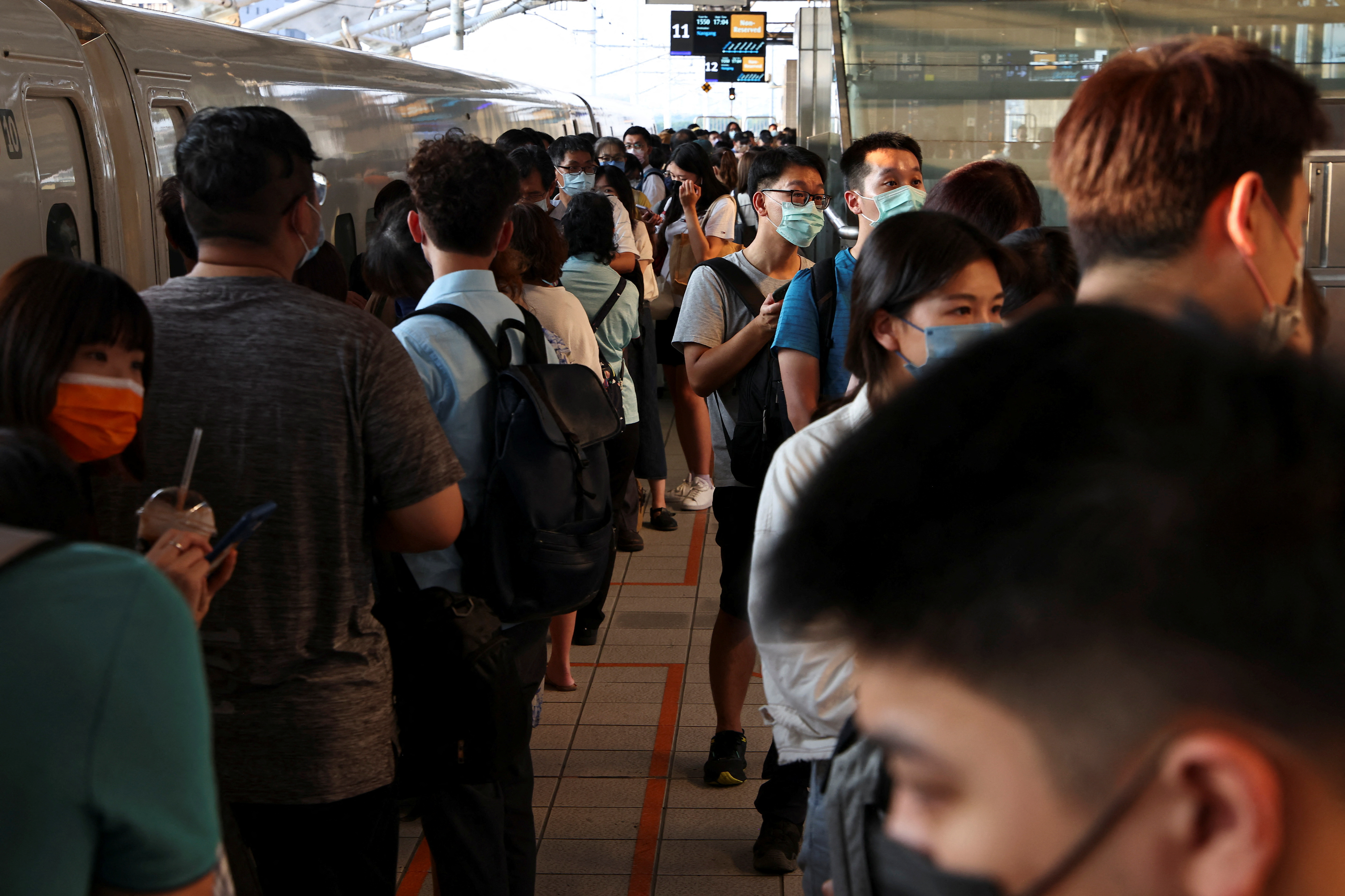 Travellers wait after quake in southeastern Taiwan delayed train services