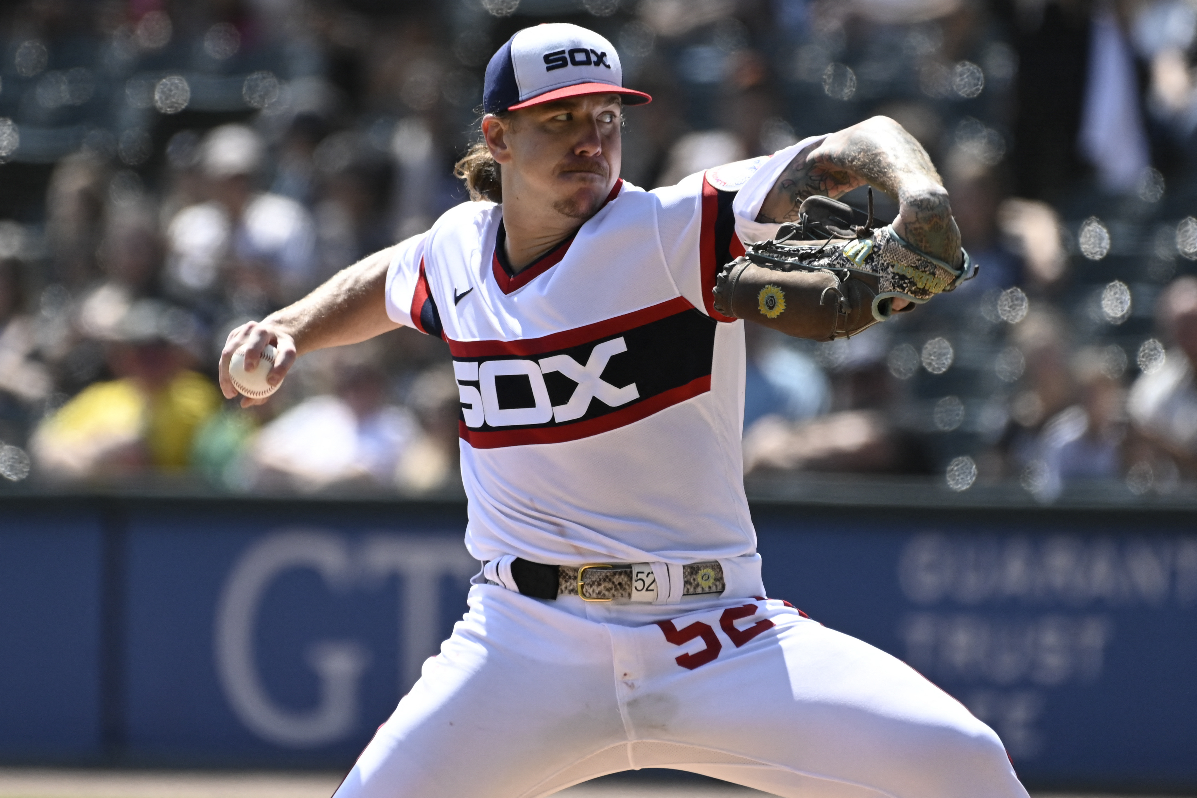 Clevinger pitches 6 strong innings; Chicago beats Boston 3-2 to