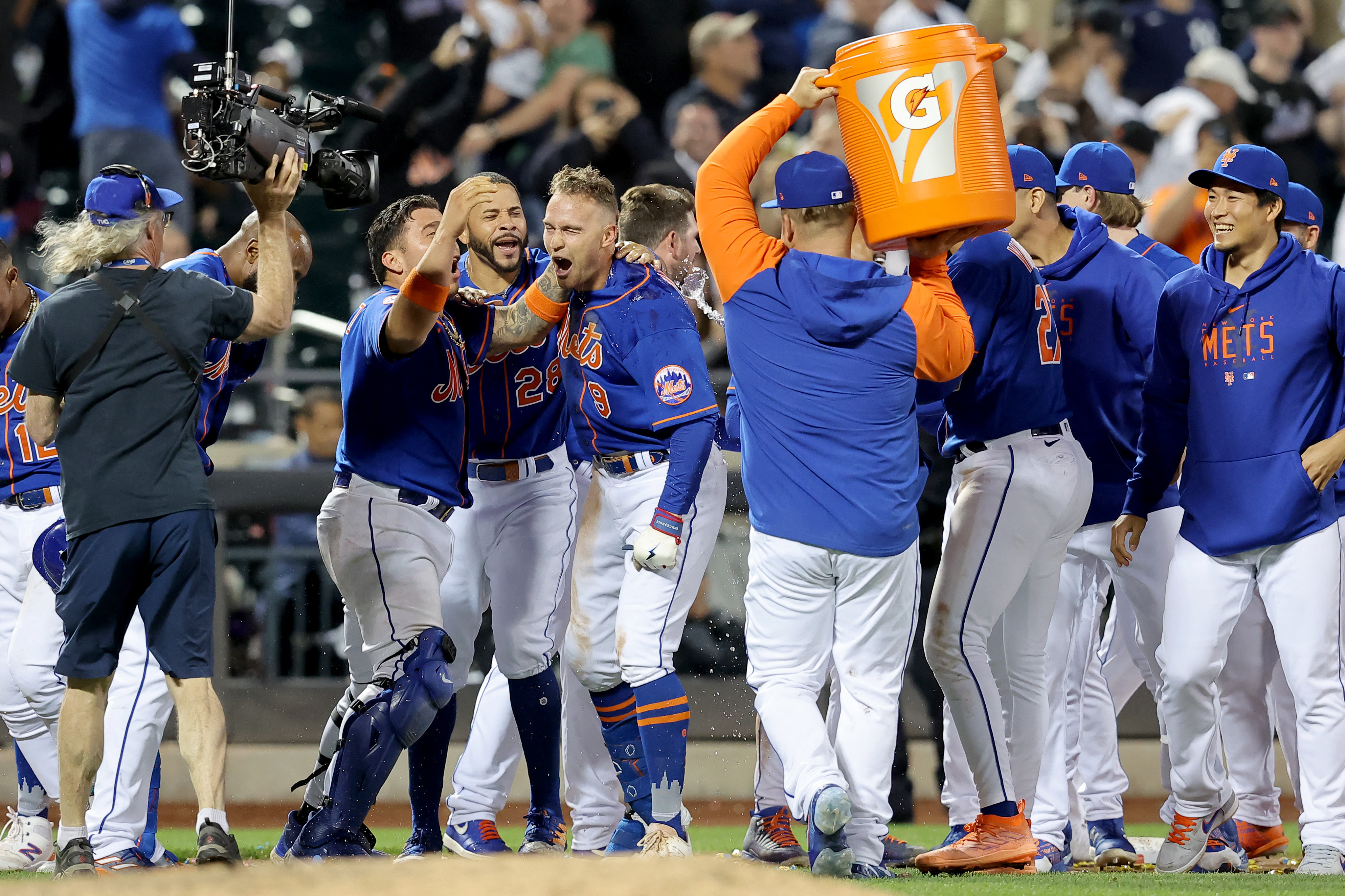 Nimmo gives Mets 4-3, 10-inning win over Yanks on night of mental, physical  errors