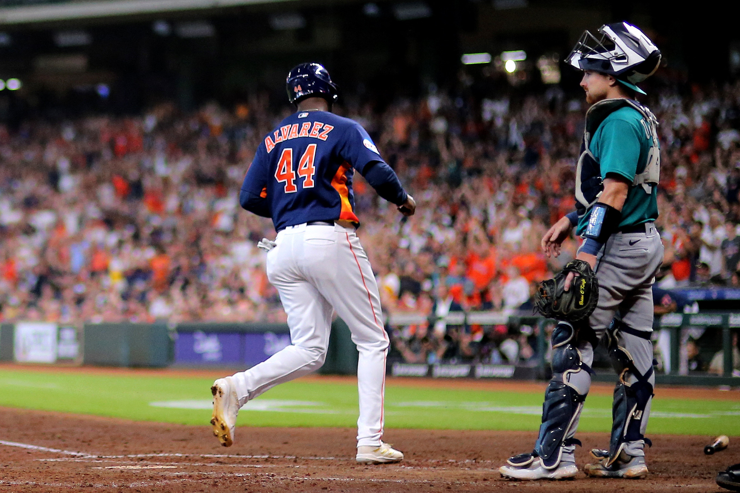 Astros slump continues with sweep by Royals; Houston clinging to final wild  card spot – Houston Public Media