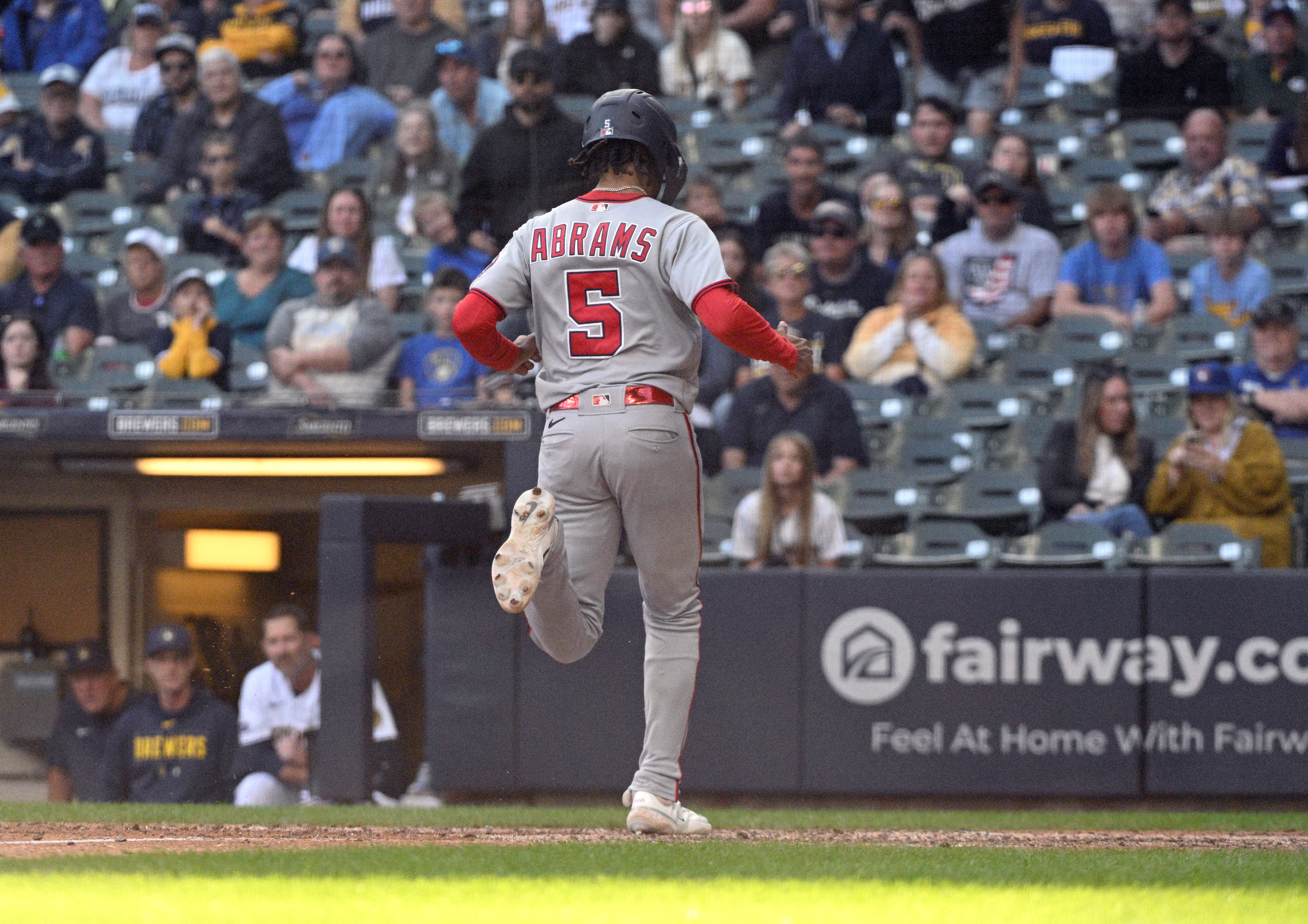 Nats edge Brewers in 11, halt 5-game skid