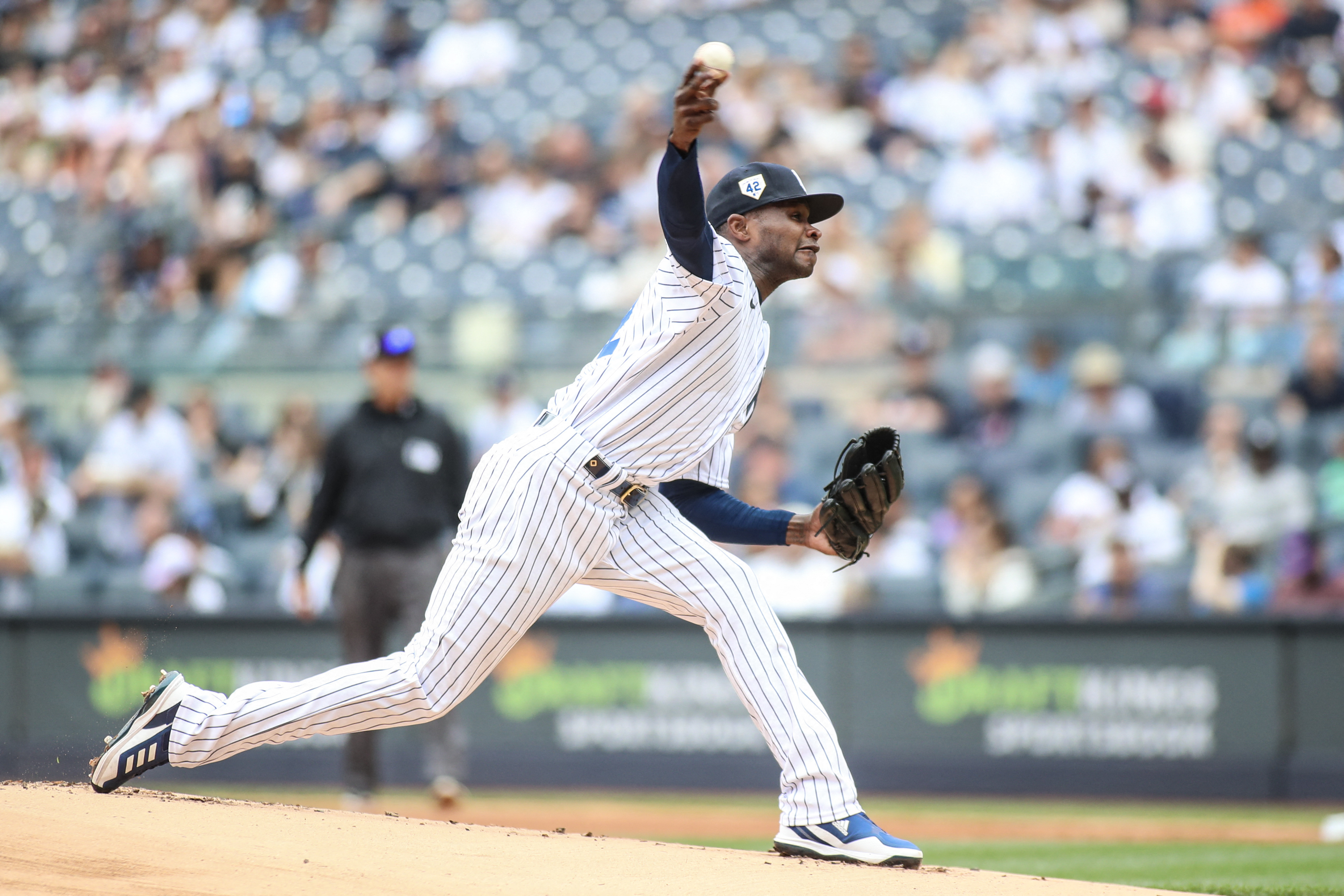 Yankees' Domingo German strikes out 11, gets win against Twins