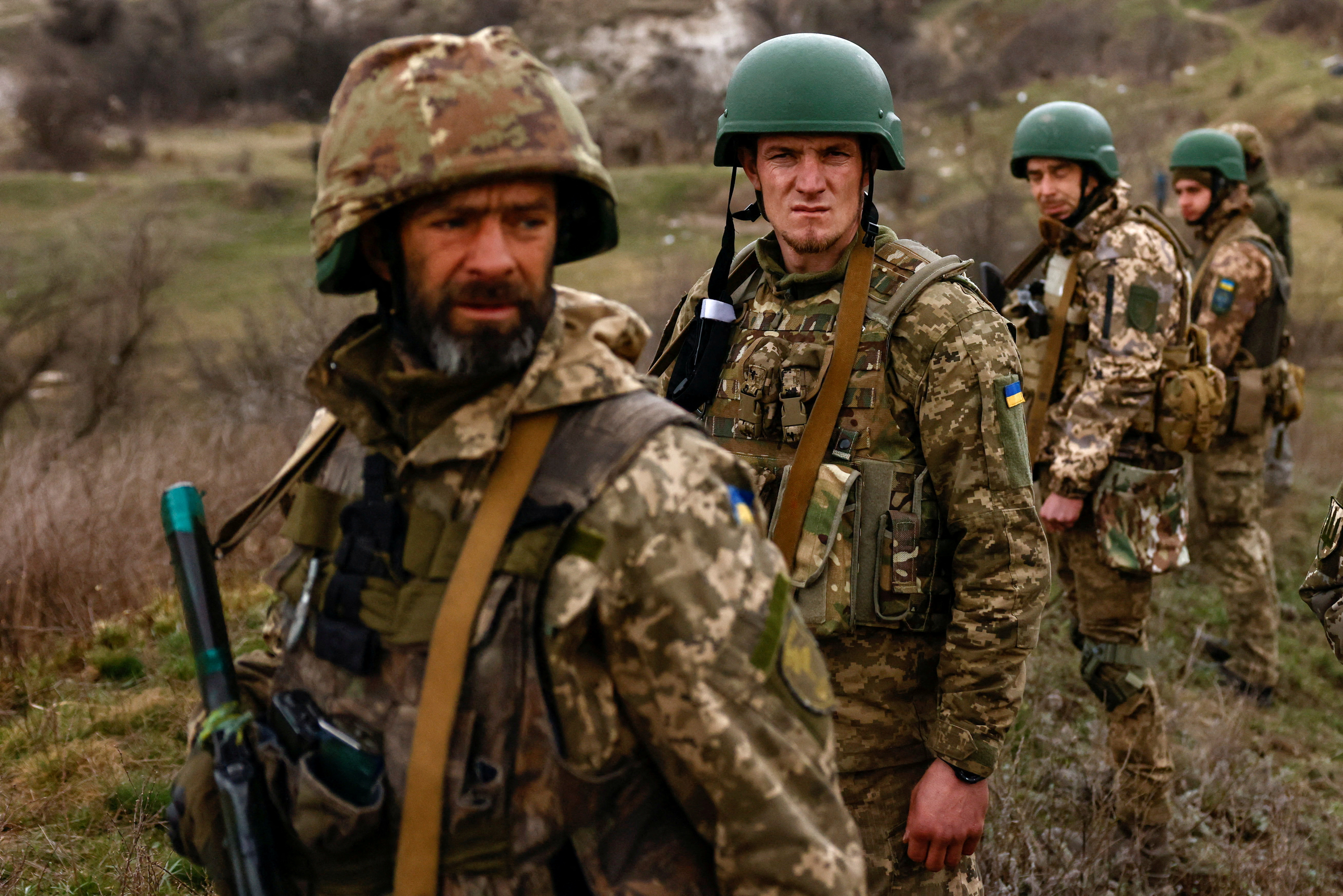 Private foreign military advisors train new Ukrainian recruits