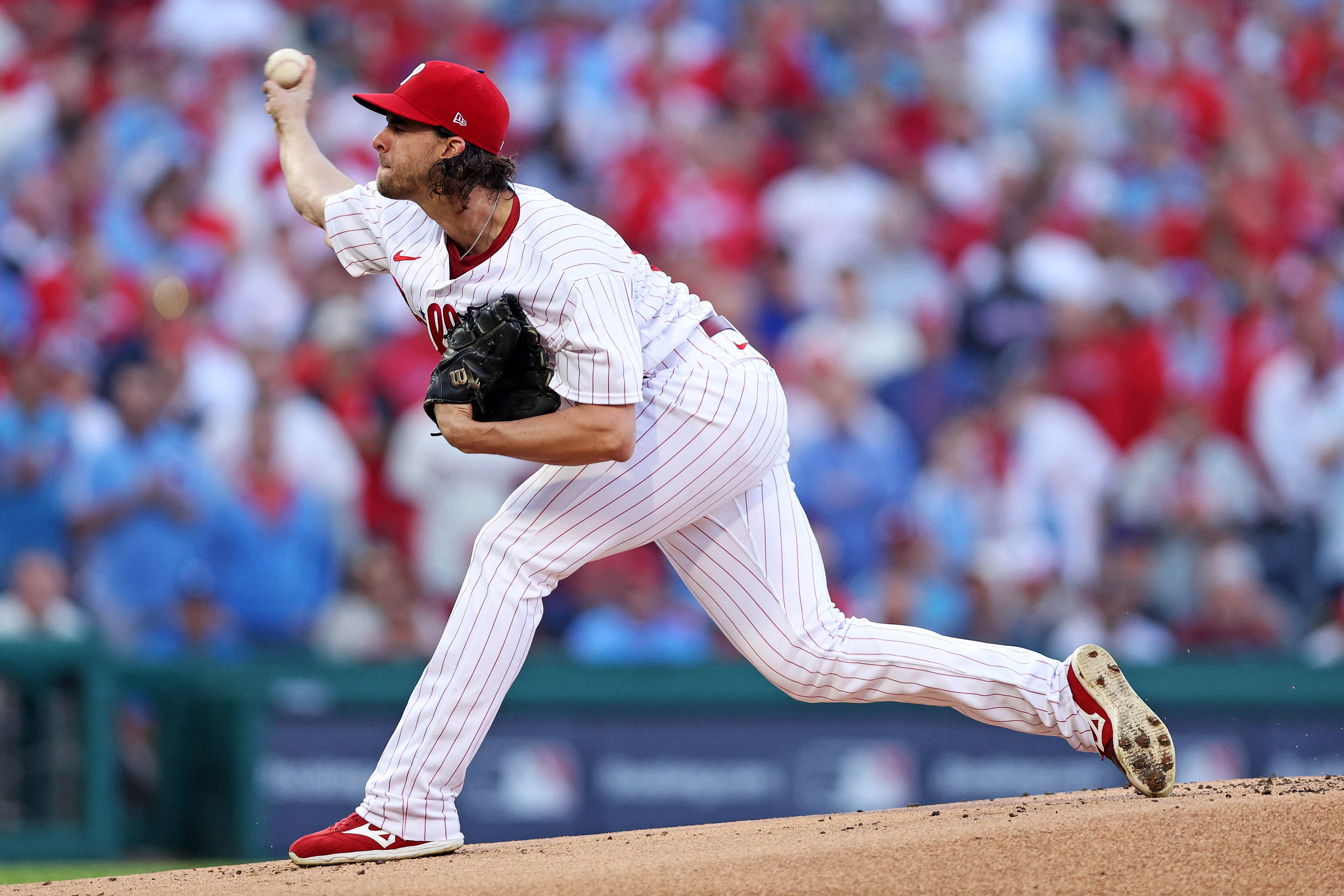 NLDS: Phillies Beat Braves to Take 2-1 Series Lead - The New York Times