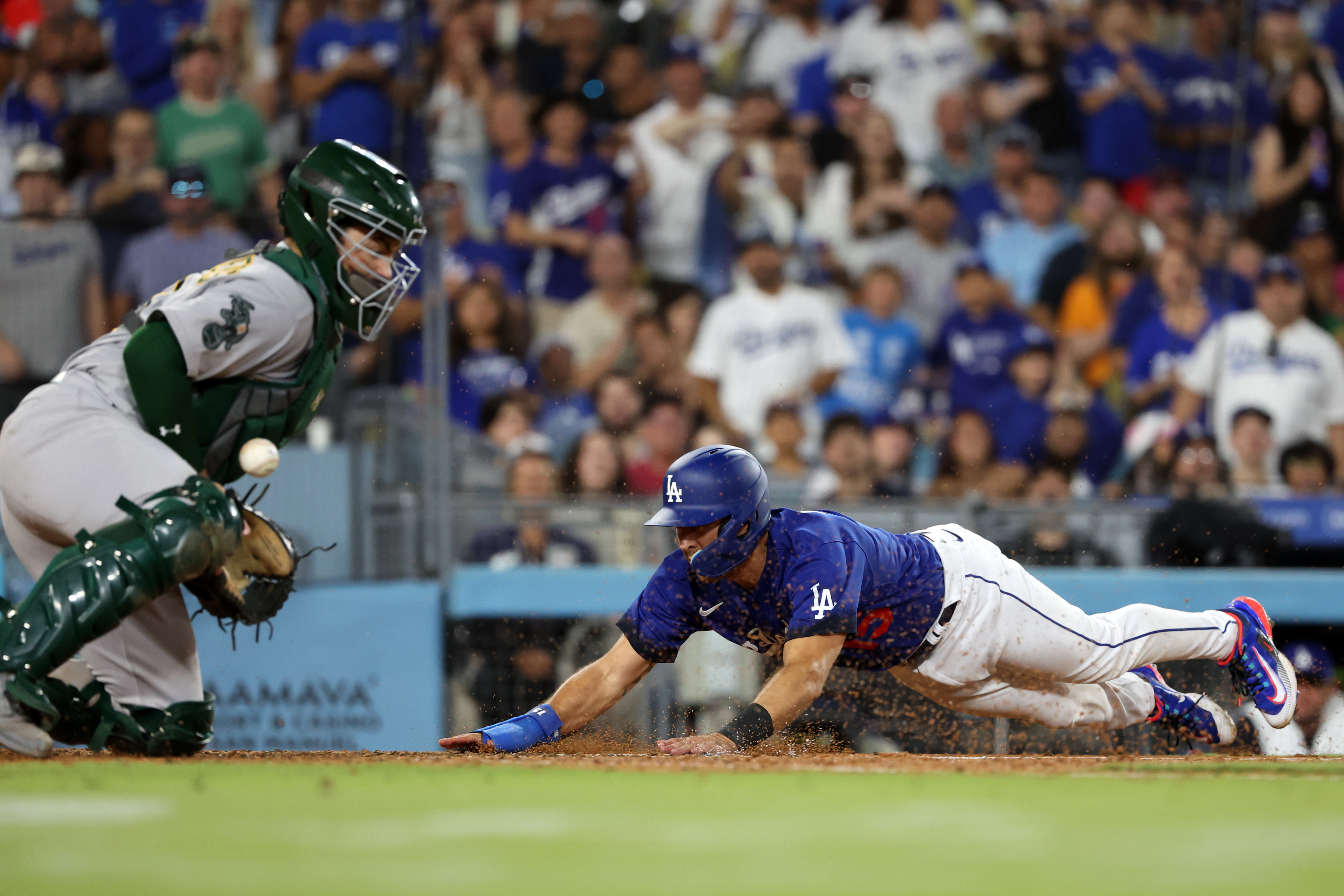 Julio Urias sets tone as Dodgers sweep A's