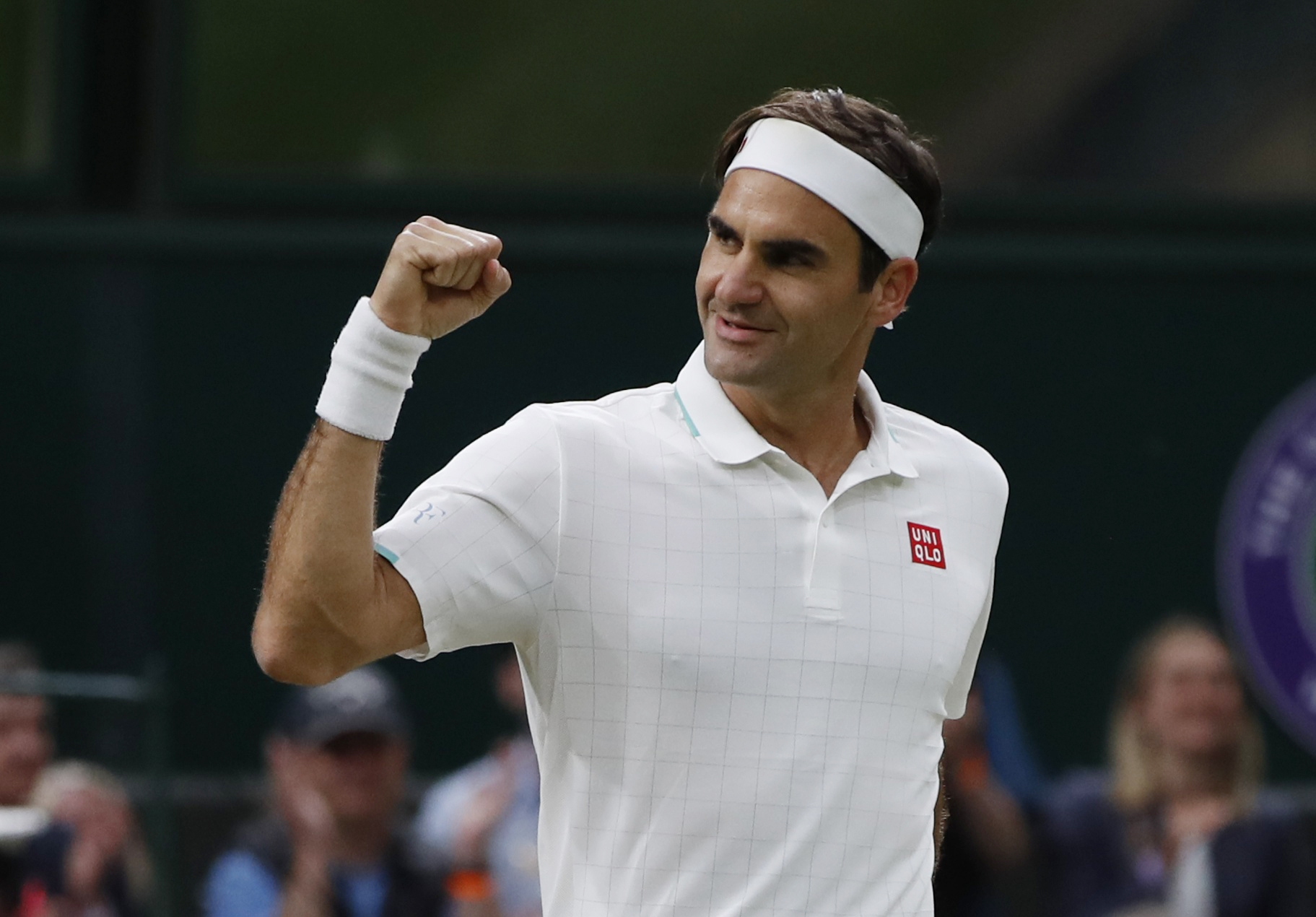 テニス＝39歳フェデラー、ウィンブルドン8強入り | ロイター