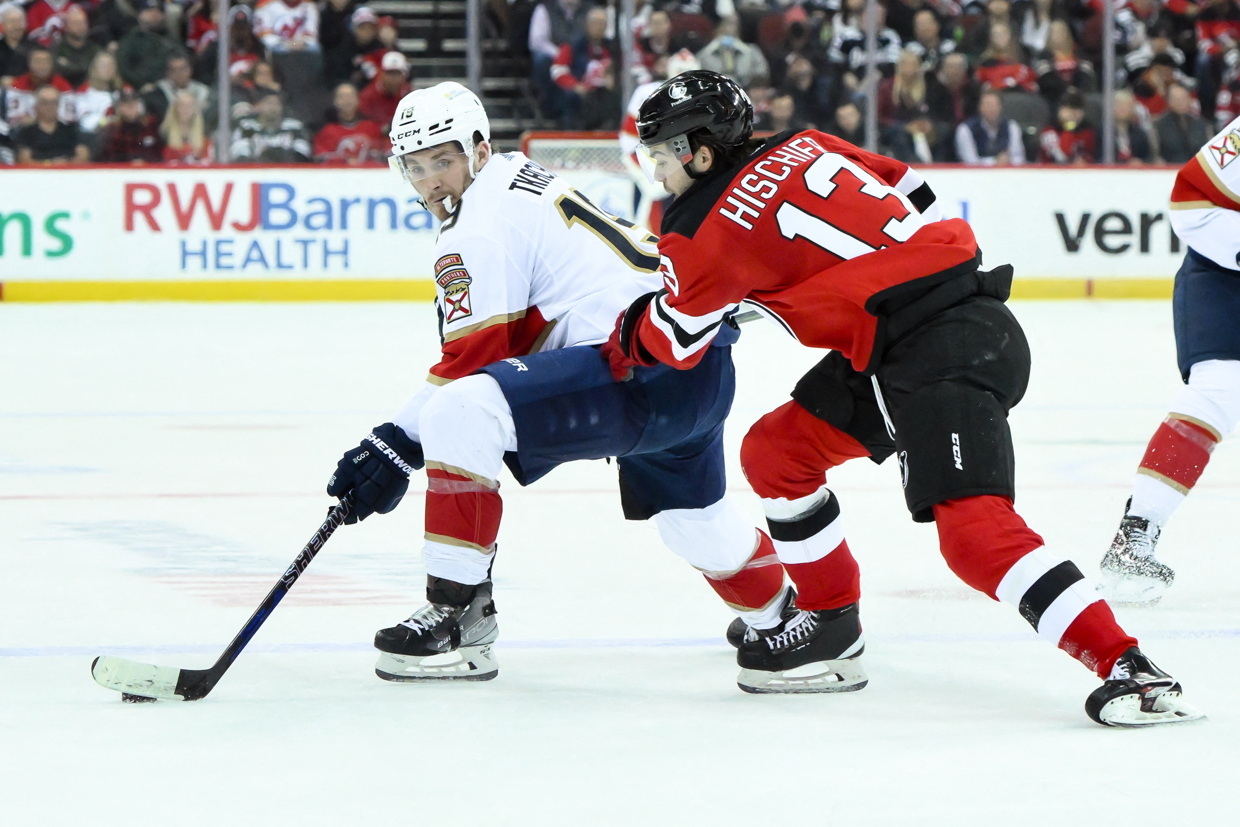 Panthers' Tkachuk thrown out of game vs. Devils after getting