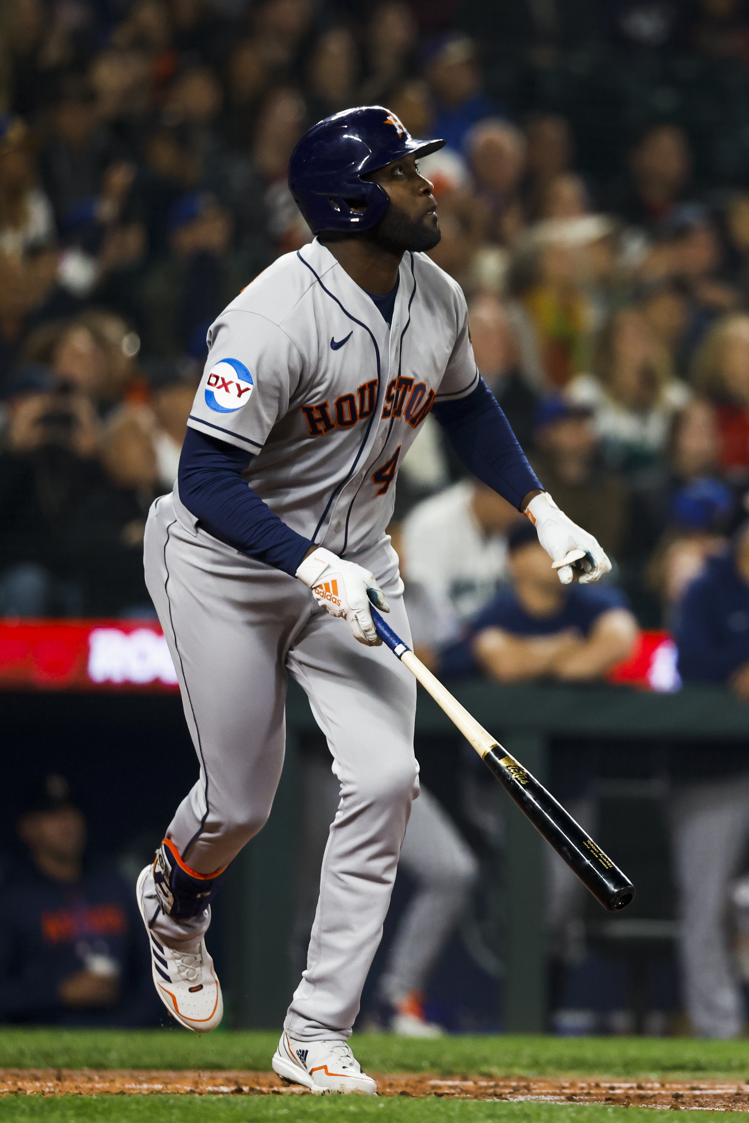 Mauricio Dubon scores from 2nd on a Sac Bunt by Martin Maldonado :  r/baseball