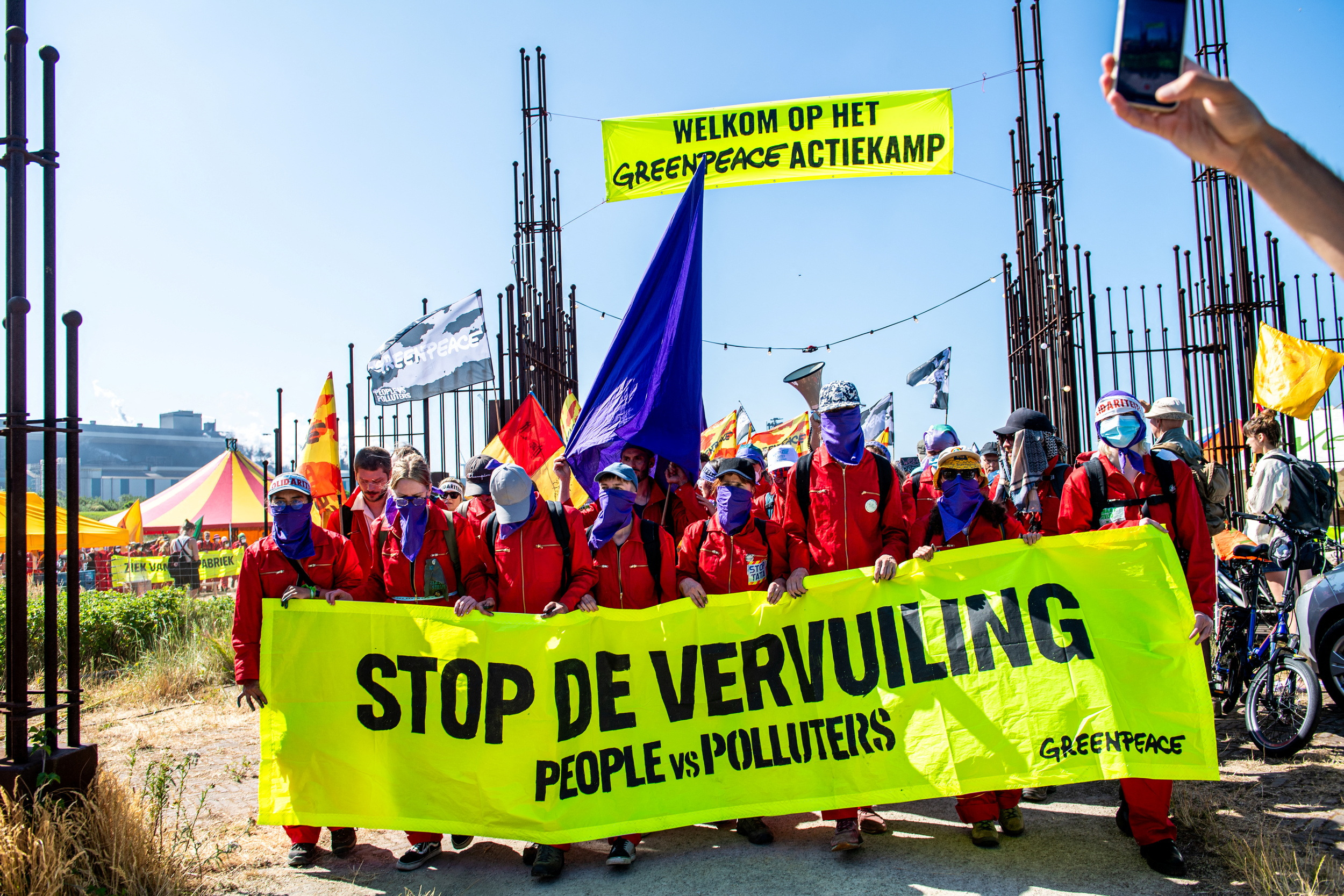 IJMUIDEN - Climate activists demonstrate at steel factory Tata Steel  IJmuiden. Action groups and local residents want the government to  intervene against the company's emissions and the health damage this  causes. ANP