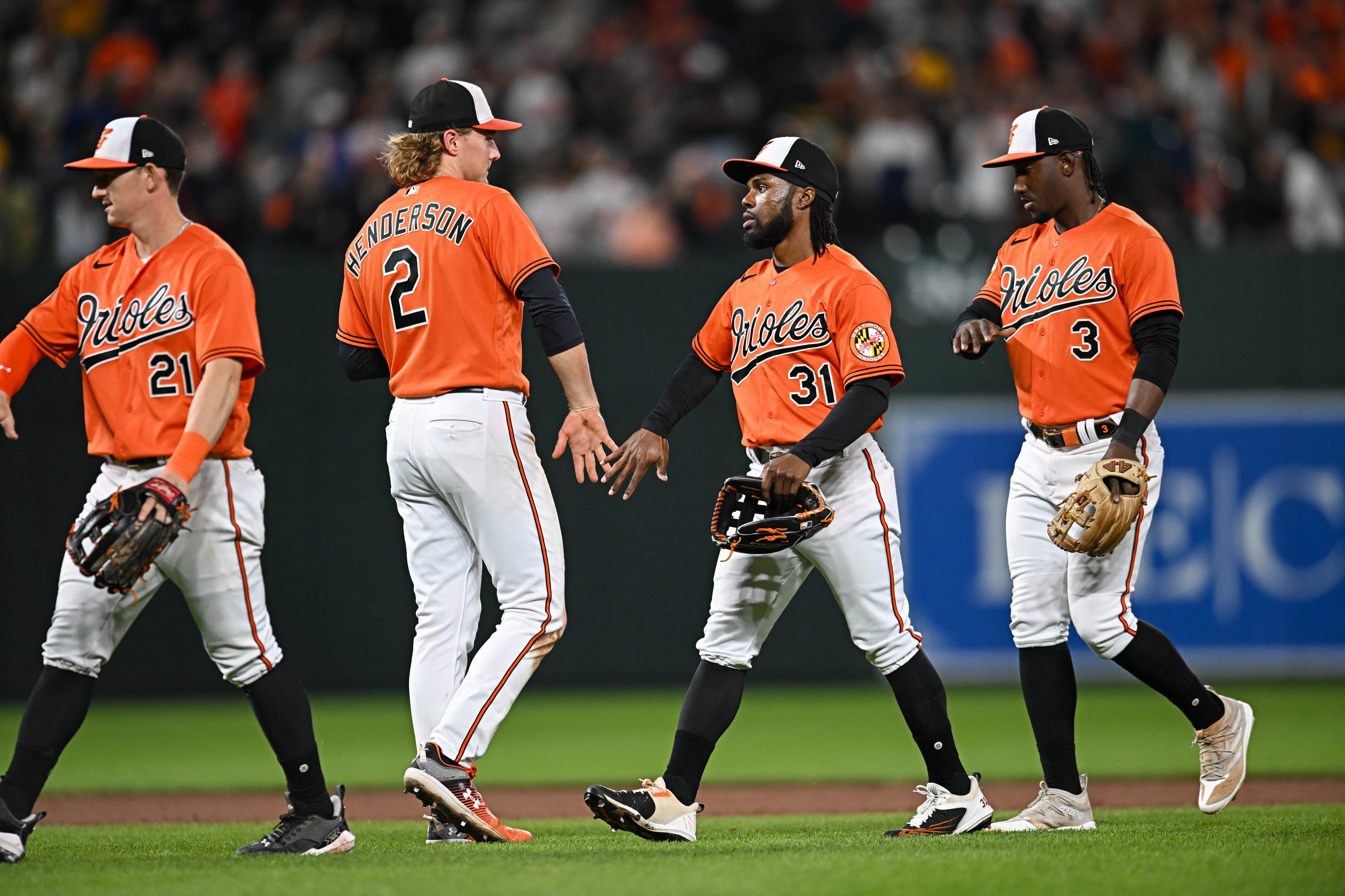 Orioles blank Pirates, win 4th straight behind Tyler Wells