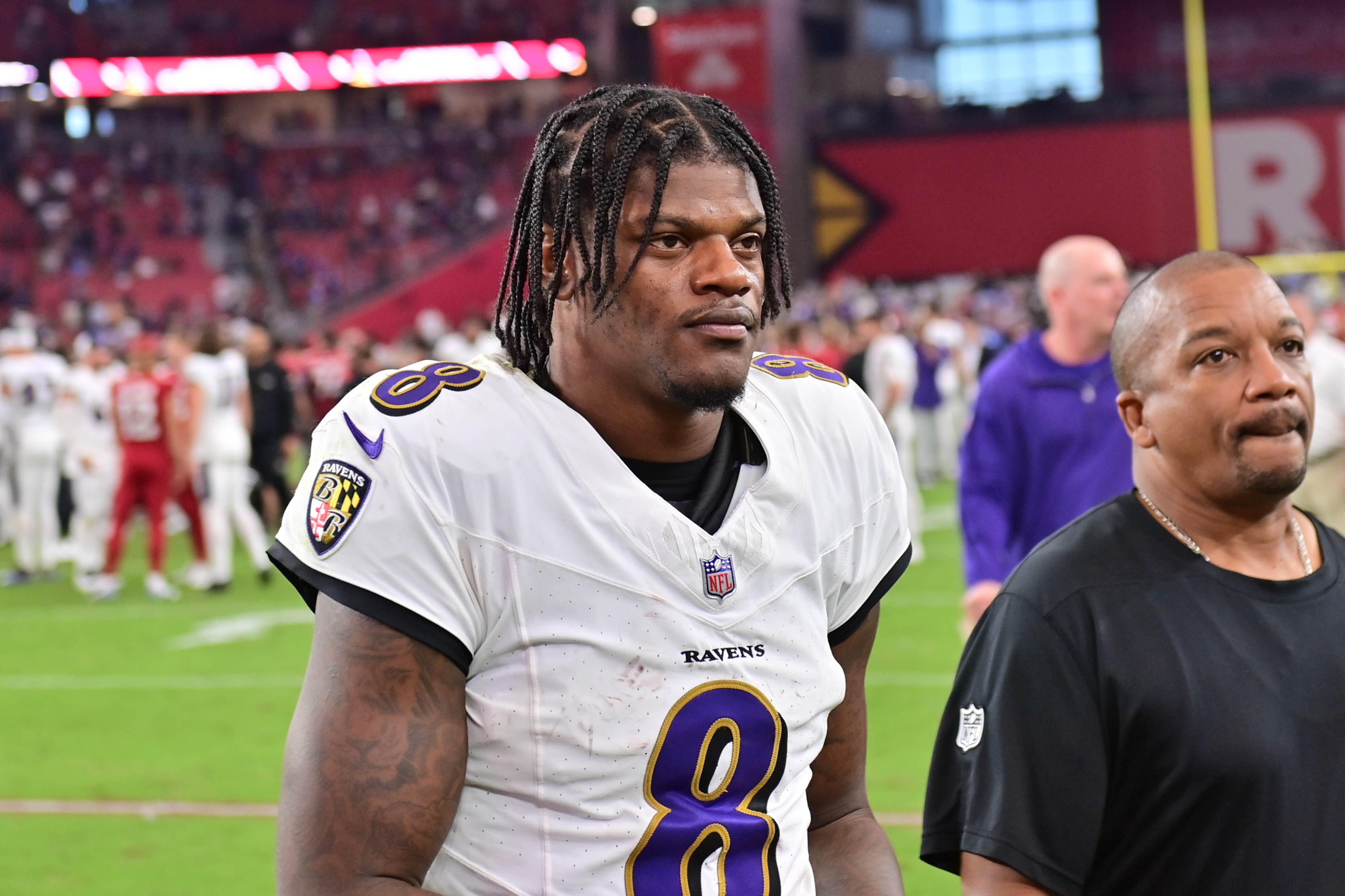 Gus Edwards racks up 3 TDs as Ravens fend off Cardinals | Reuters