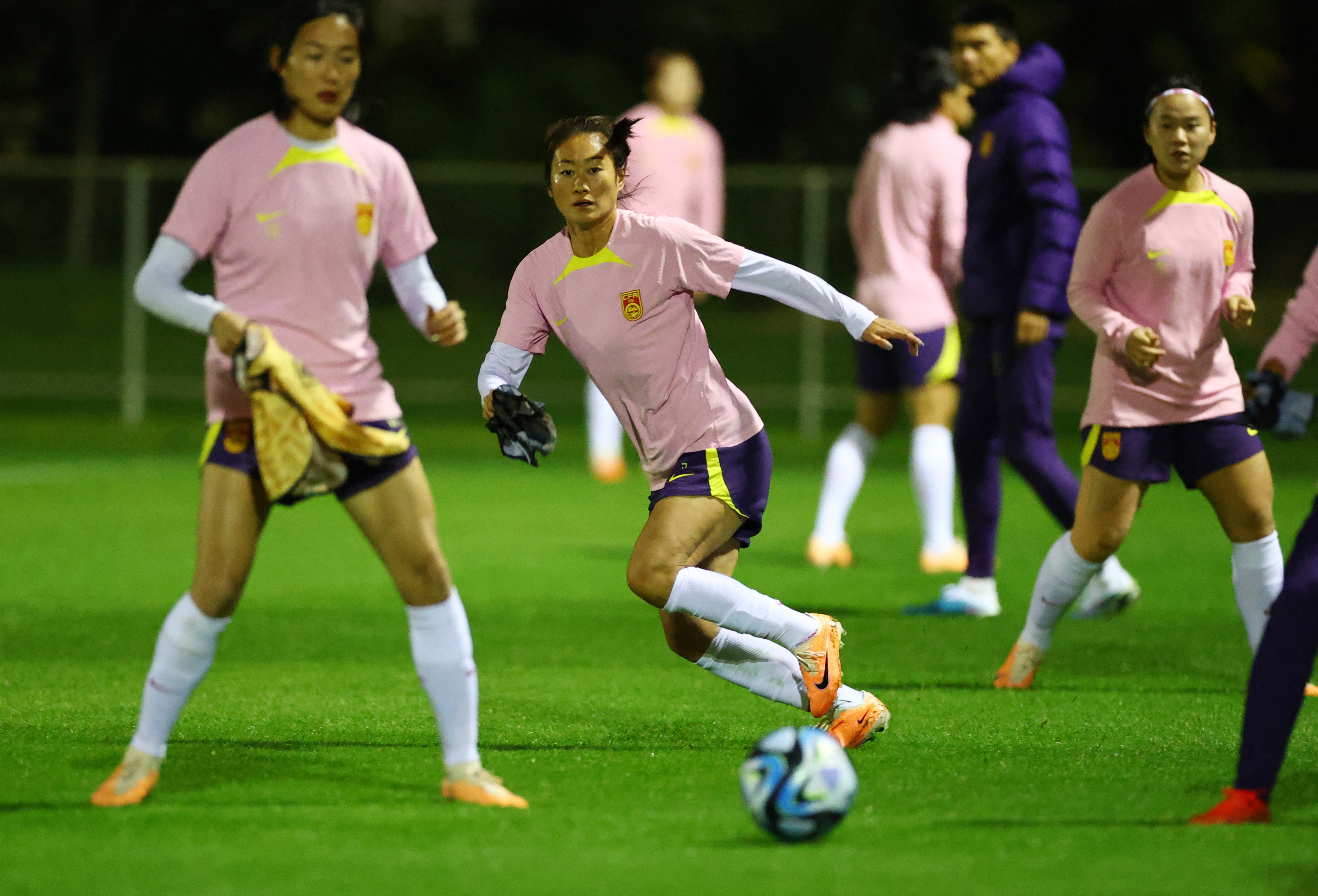 Amateur womens game takes baby steps in China during World Cup Reuters pic