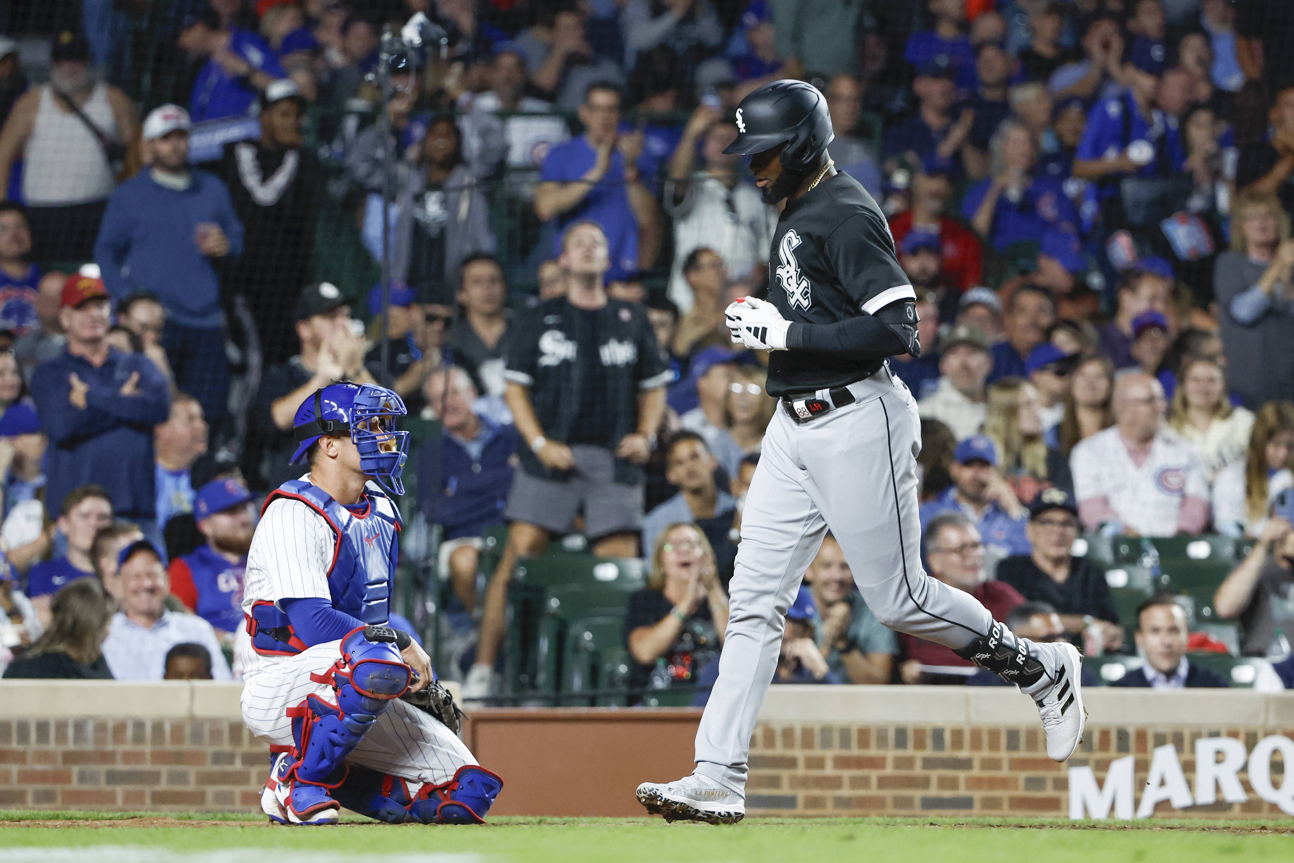 Chicago Crosstown Classic: Luis Robert Jr. delivers game-winning homer as  White Sox beat Cubs - Chicago Sun-Times