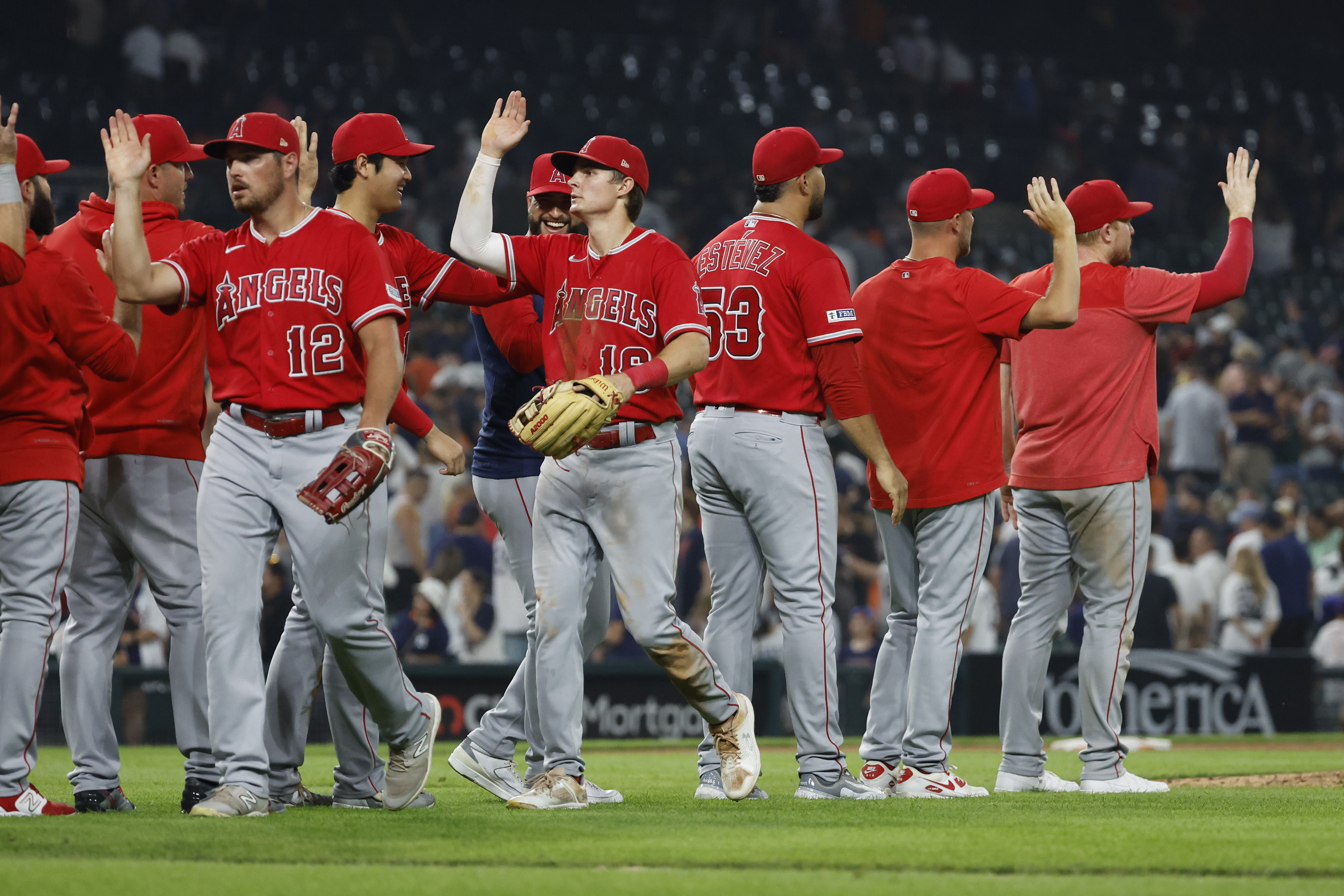 Angels 12, Tigers 2