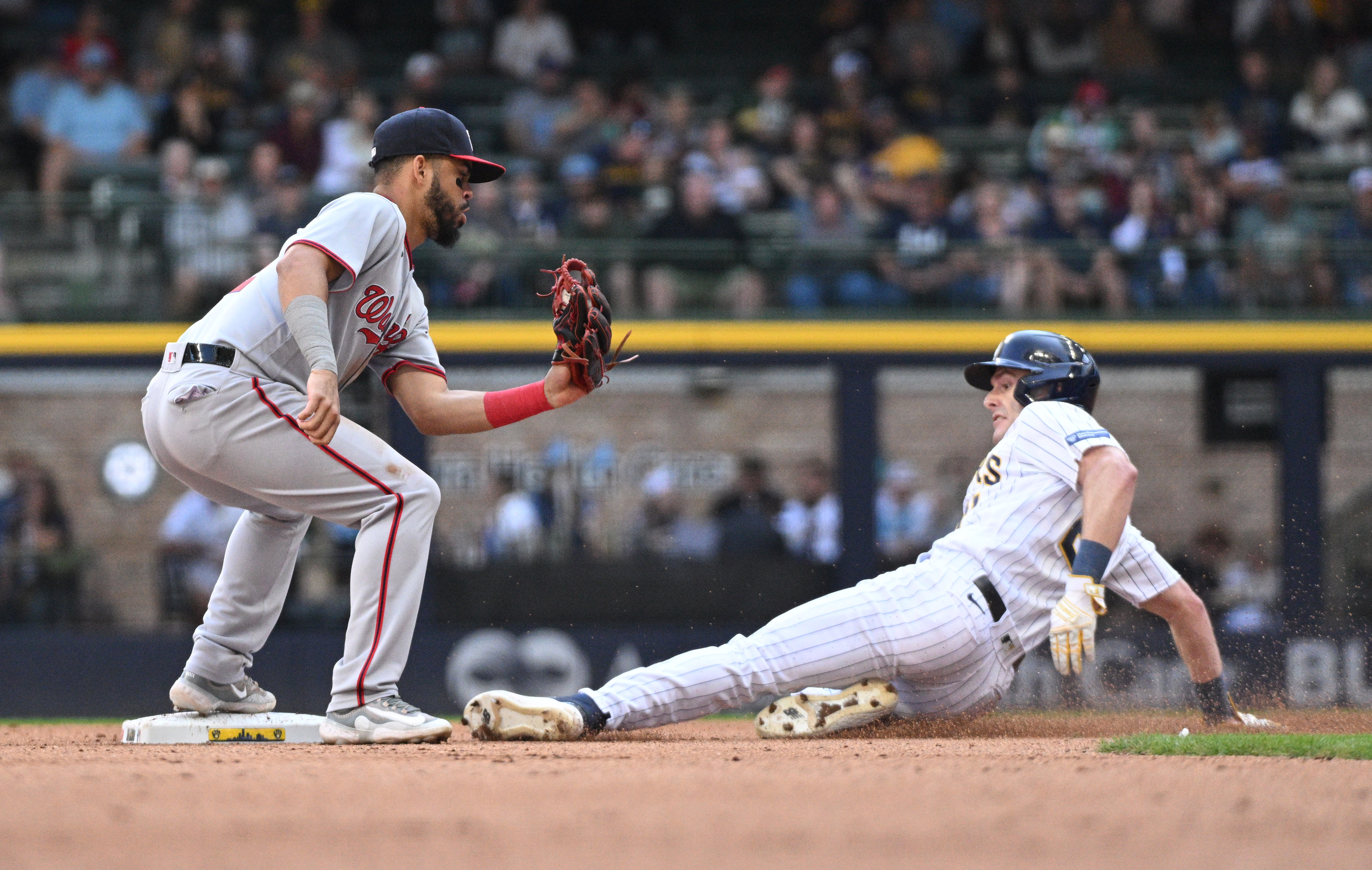 Nats edge Brewers in 11, halt 5-game skid