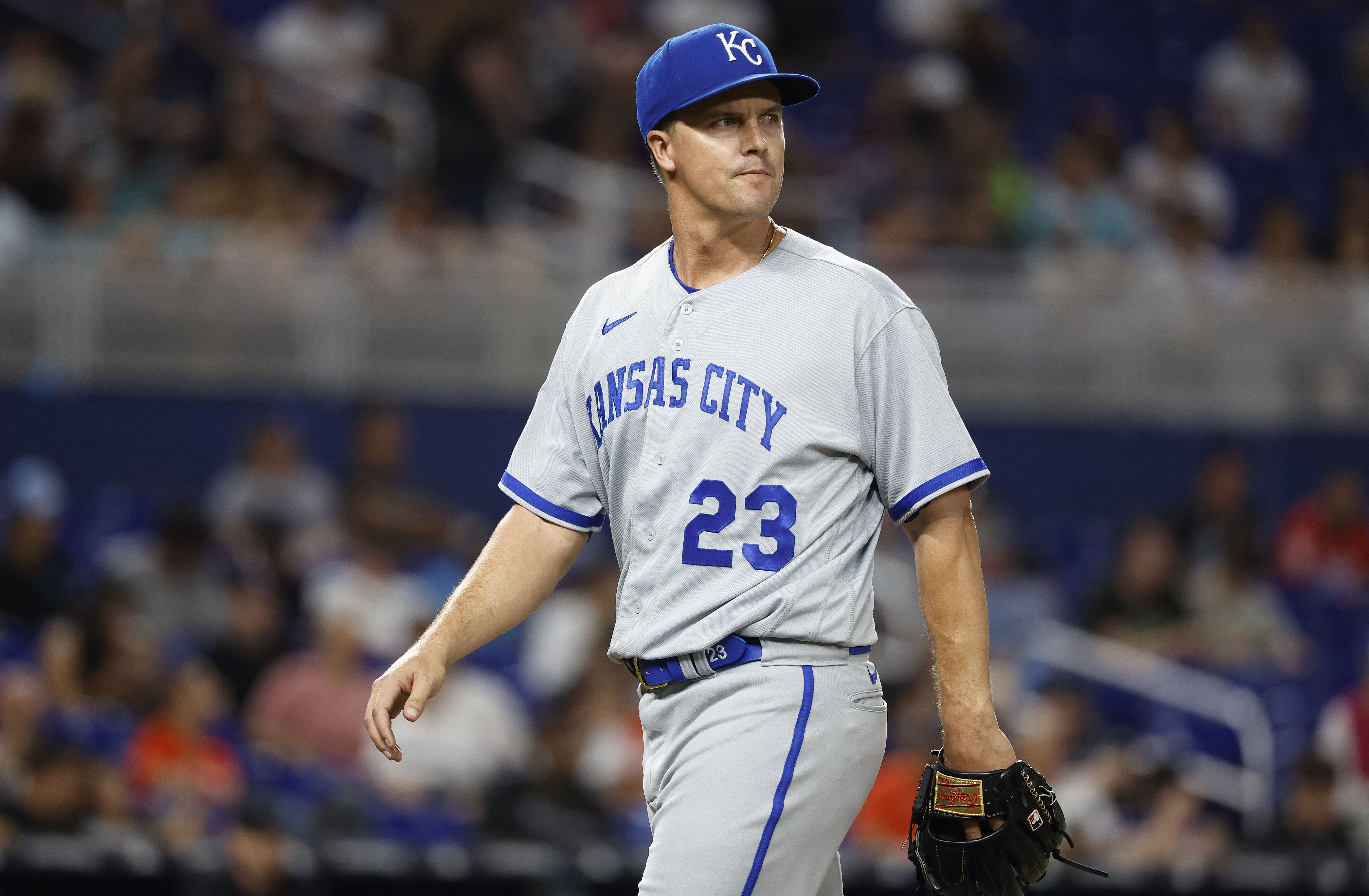 Which Kansas City Royals have also played for Miami Marlins? MLB