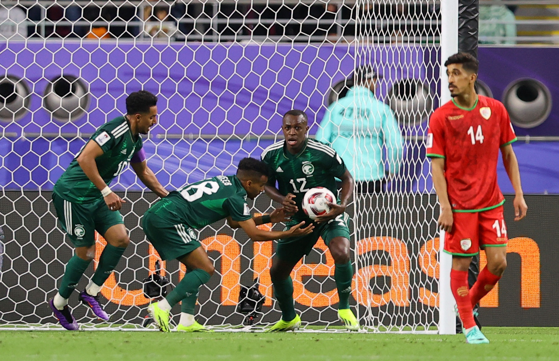 Saudi Arabia leave it late to beat Oman in Asian Cup | Reuters