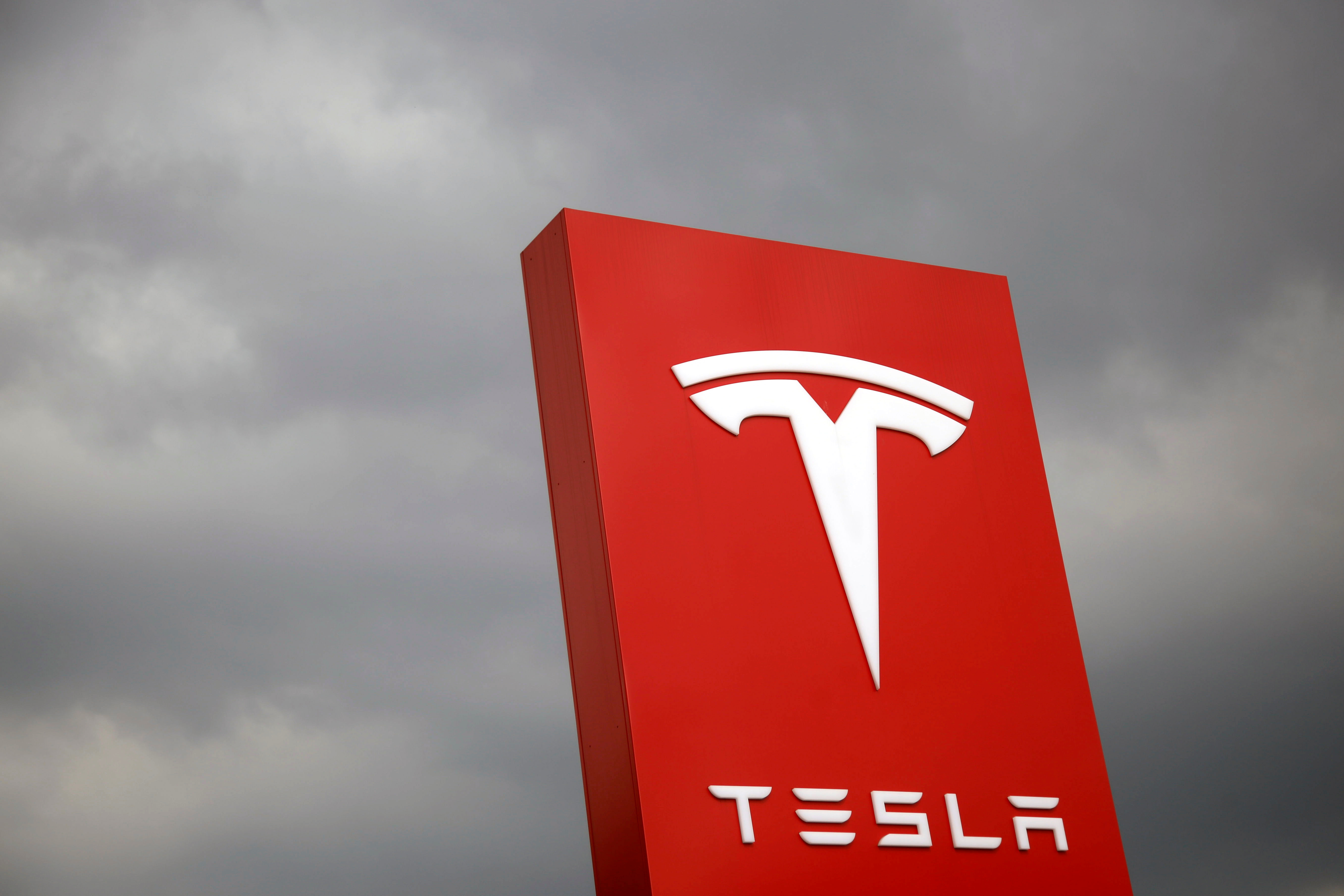 Australia's Syrah Resources gets Tesla reprieve in graphite supply