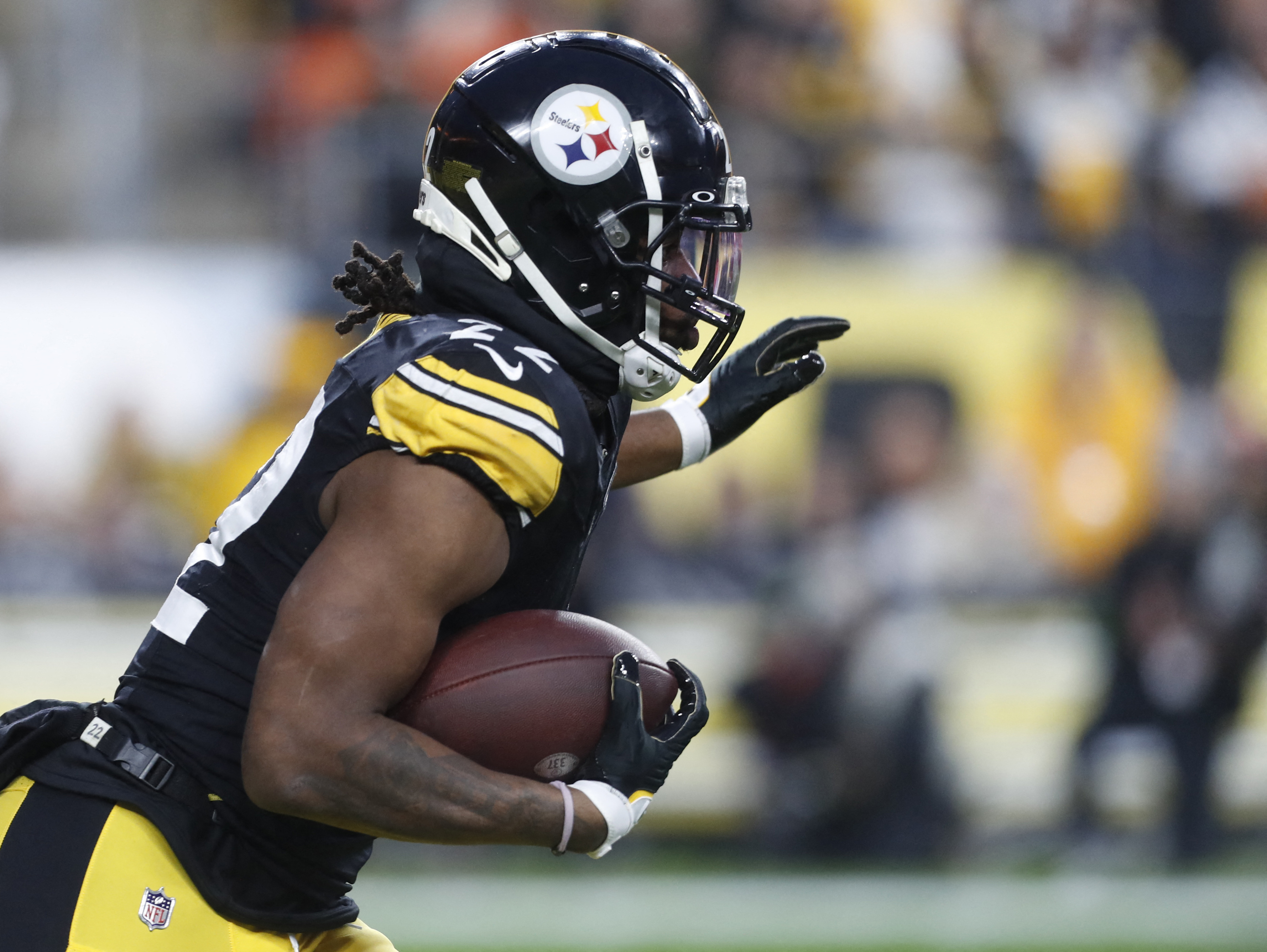 Steelers Use Big Plays To Bury Bengals Reuters