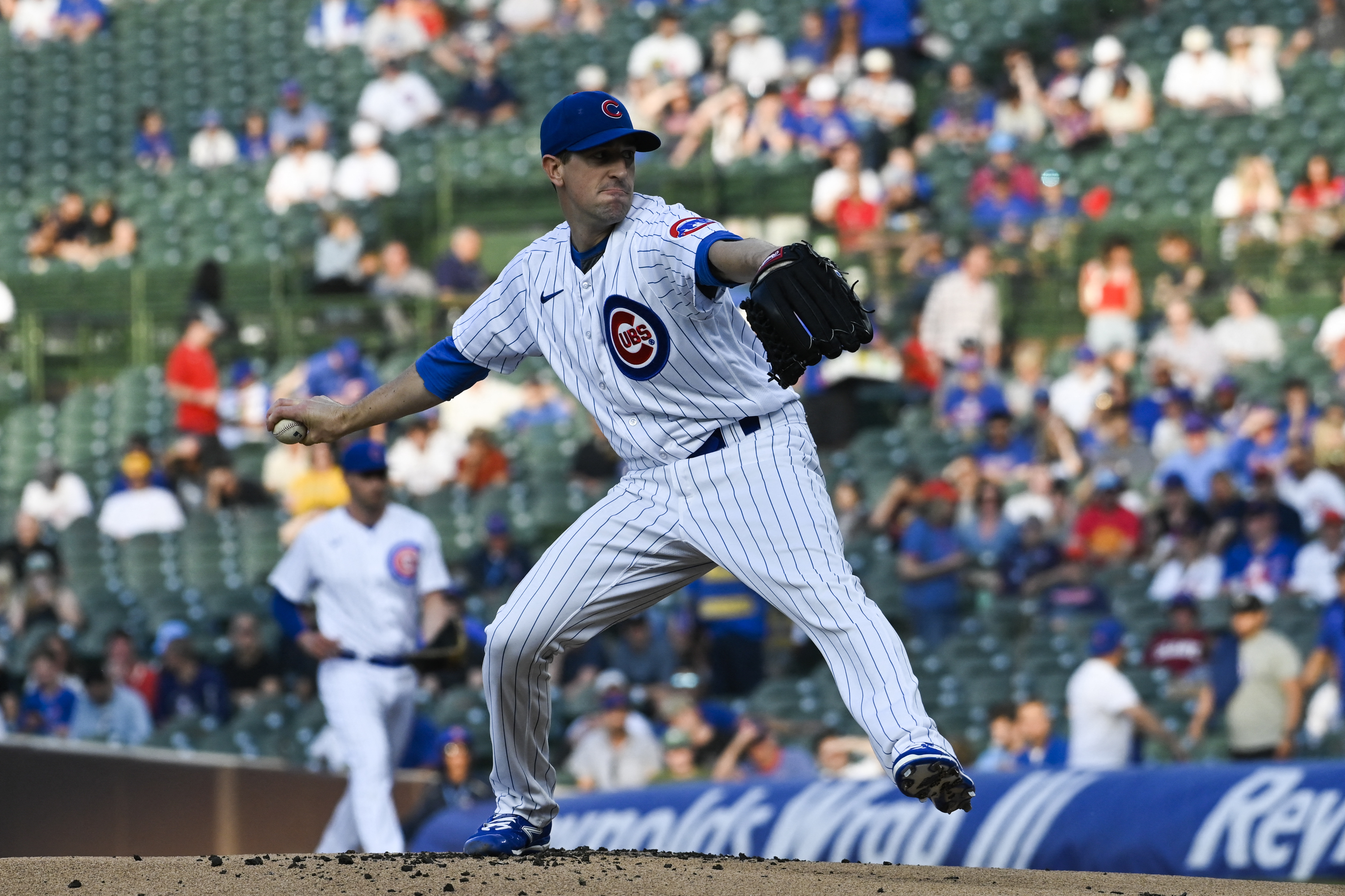 Download Kyle Hendricks Pitch Mobile Wallpaper