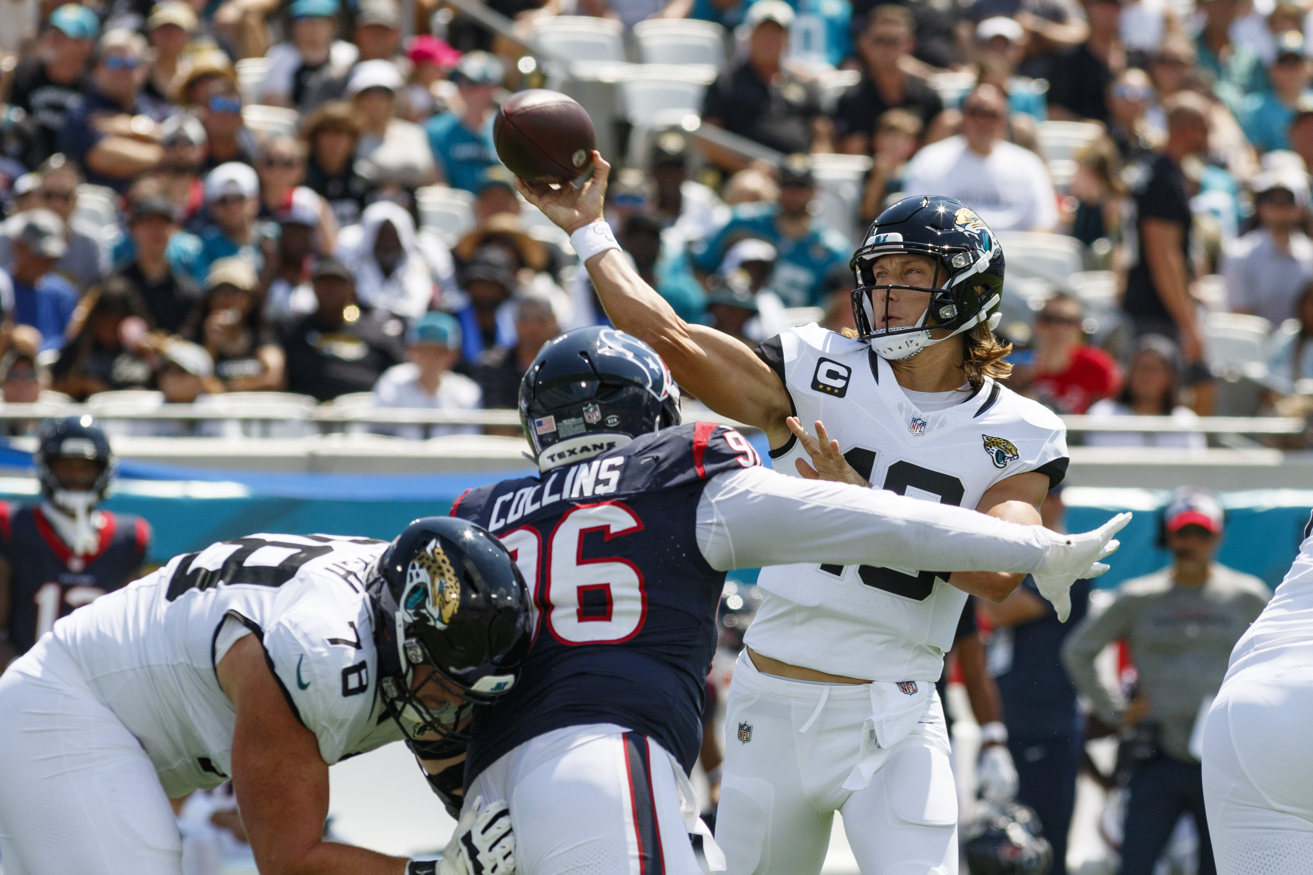 Texans pull off huge upset over Jaguars; fullback takes kick