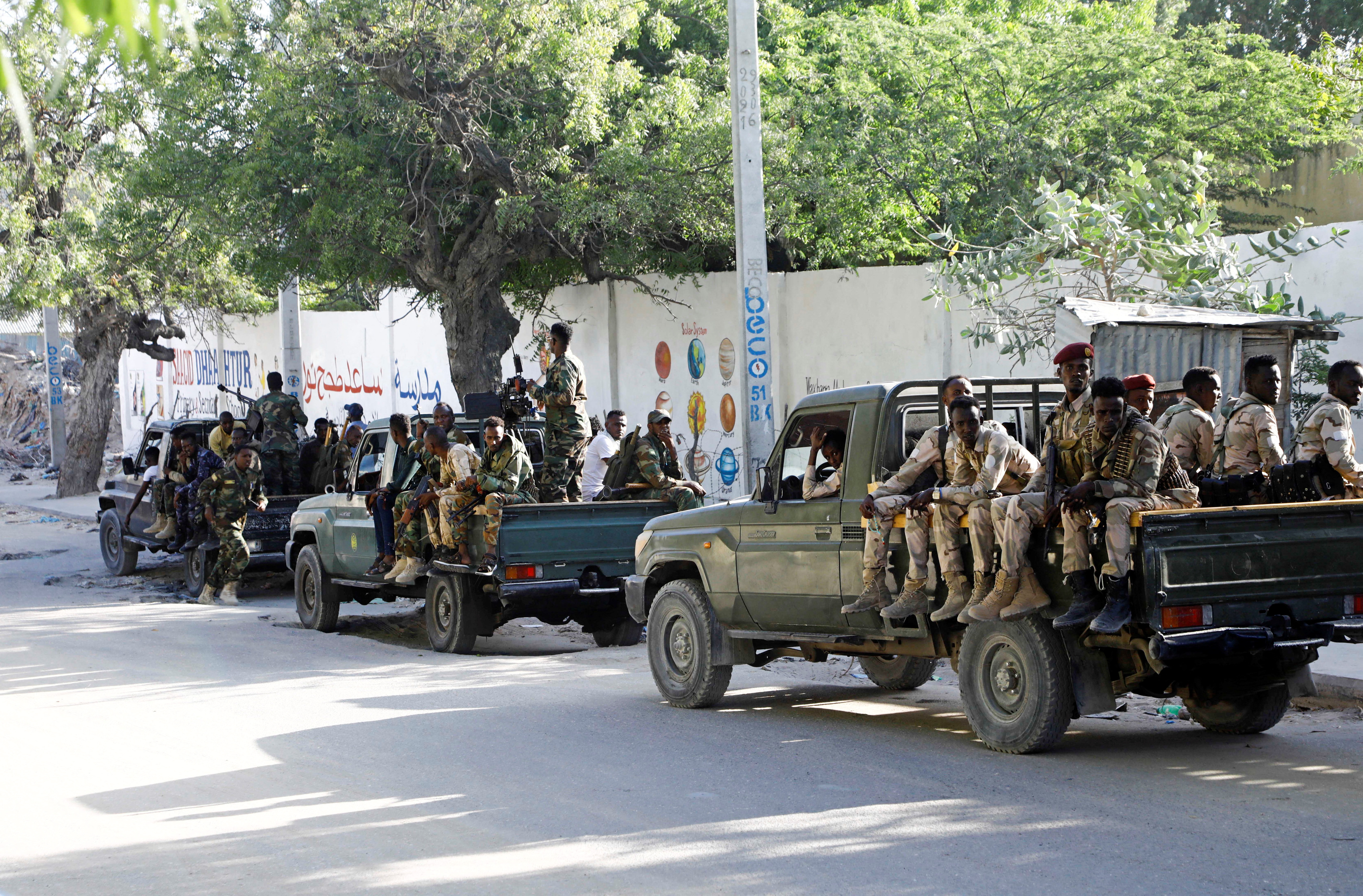 Somali president suspends PM's powers, accusing him of looting