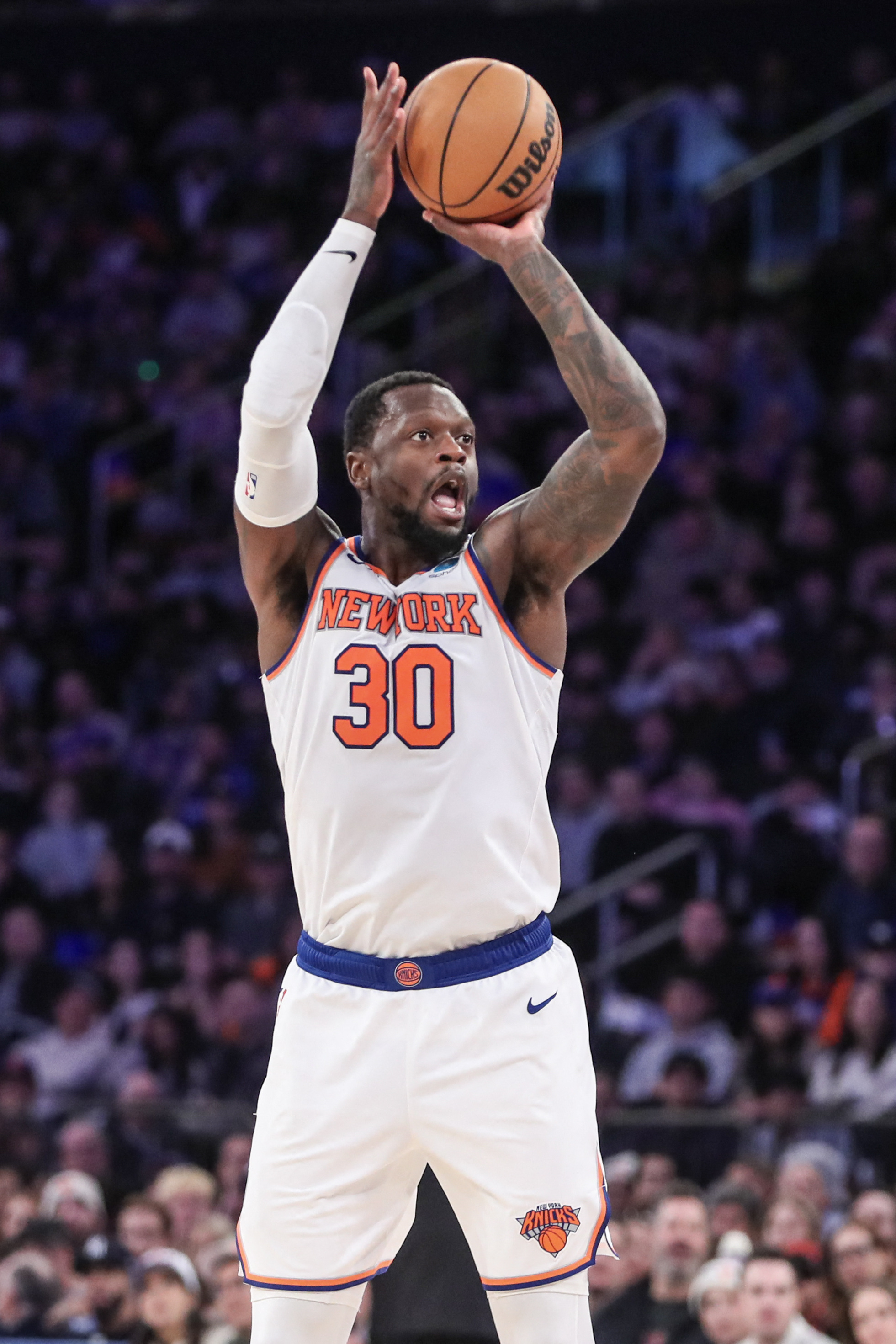 Julius Randle Helps Knicks Outlast Timberwolves | Reuters