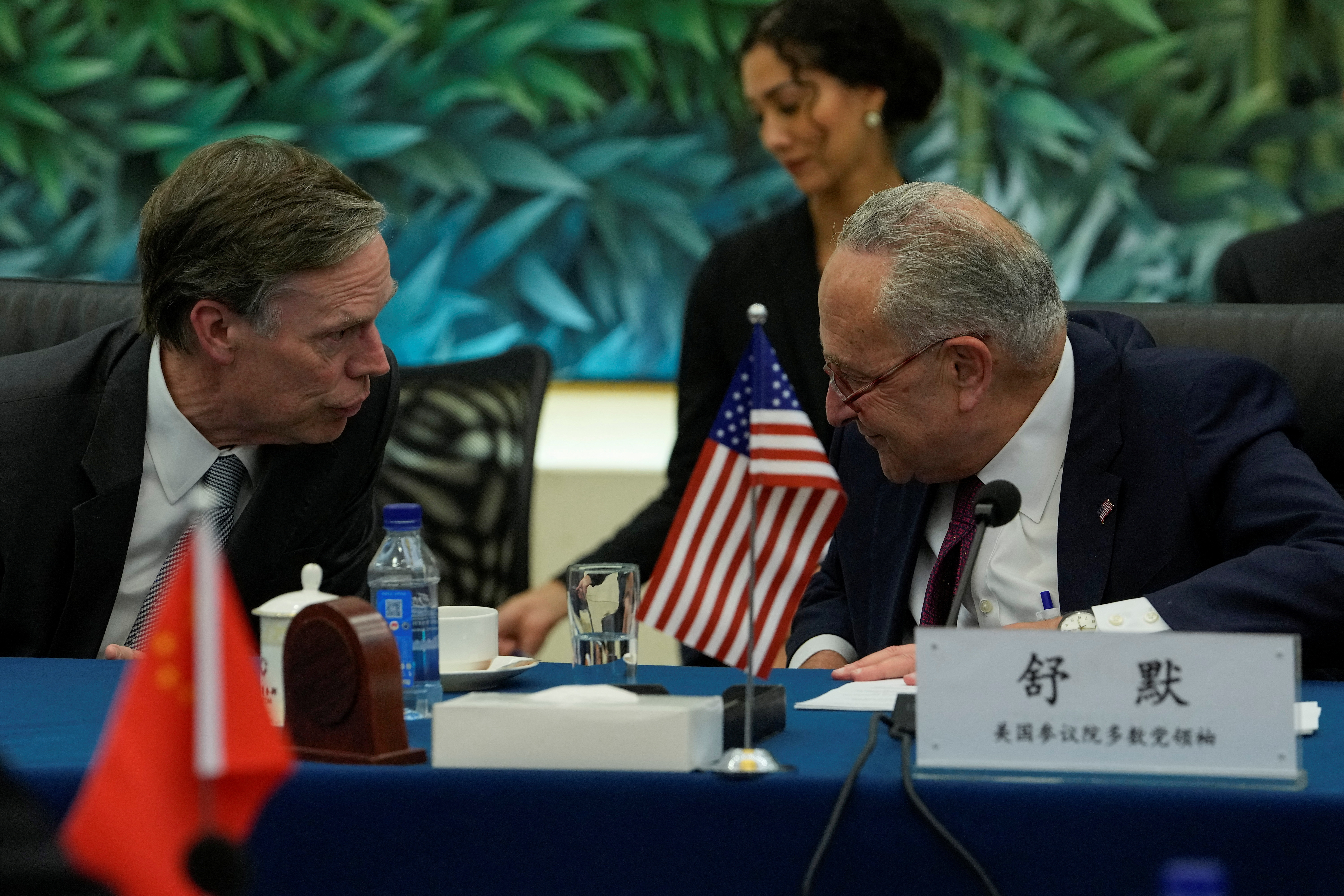 U.S. senators visit Beijing