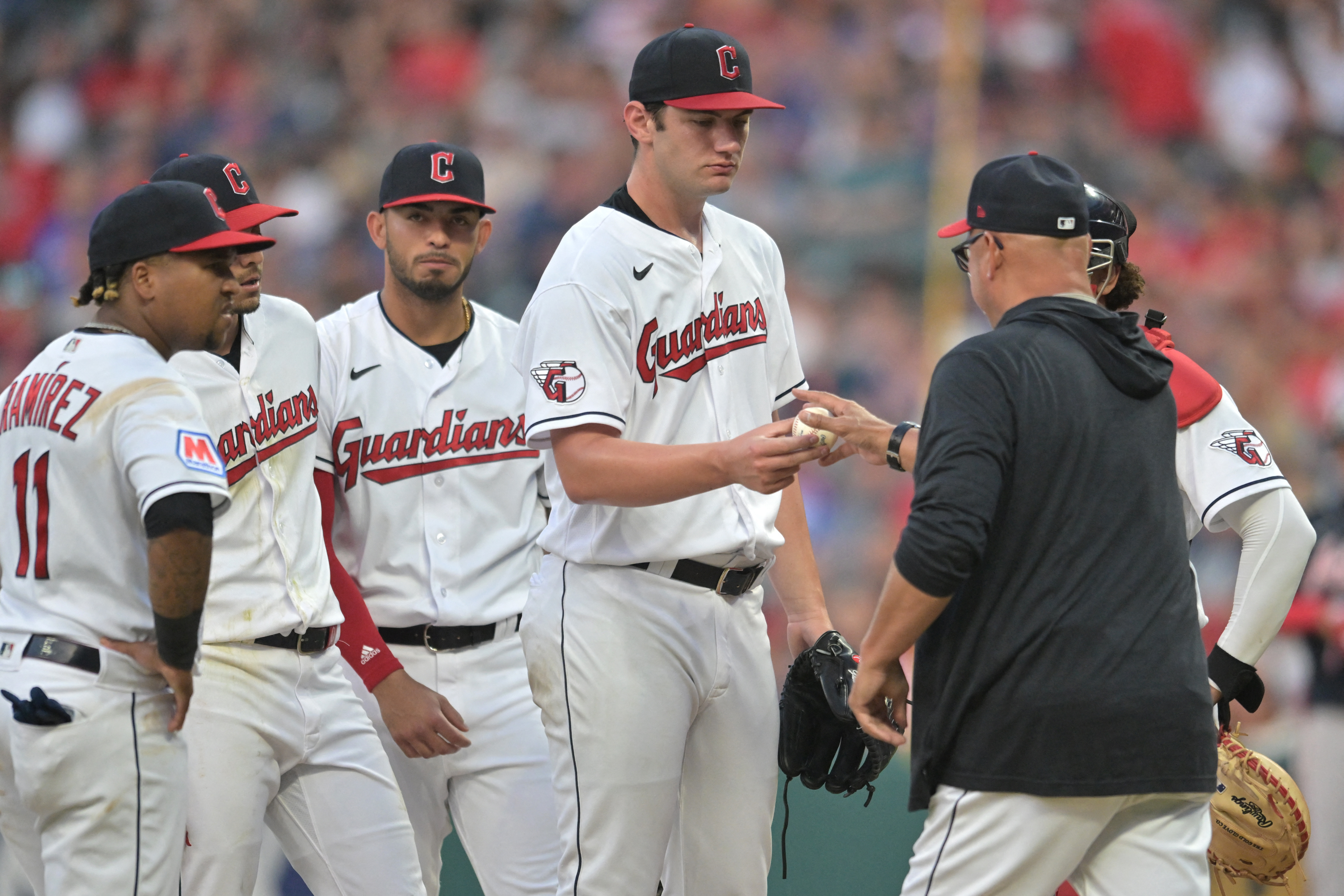 Michael Harris hits 2 HRs, Braves beat Guardians 4-2 for ninth