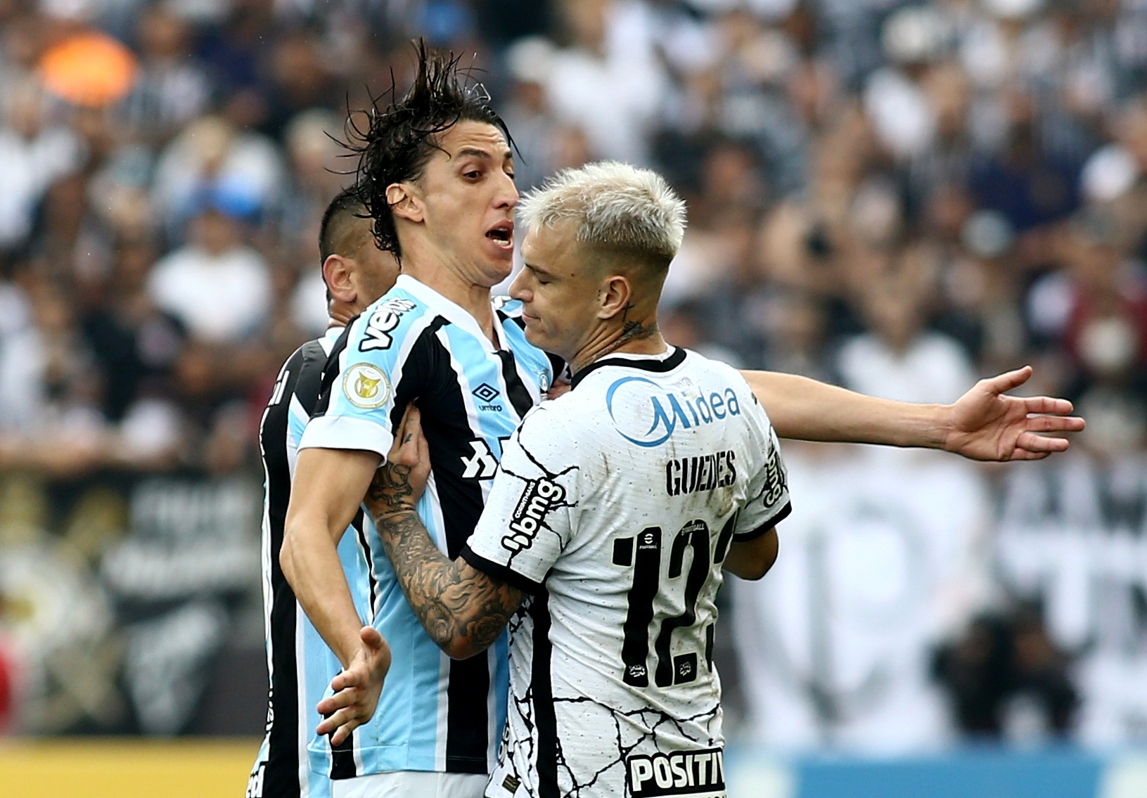 Soccer News Grêmio on X: Racing, da Argentina, prepara investida