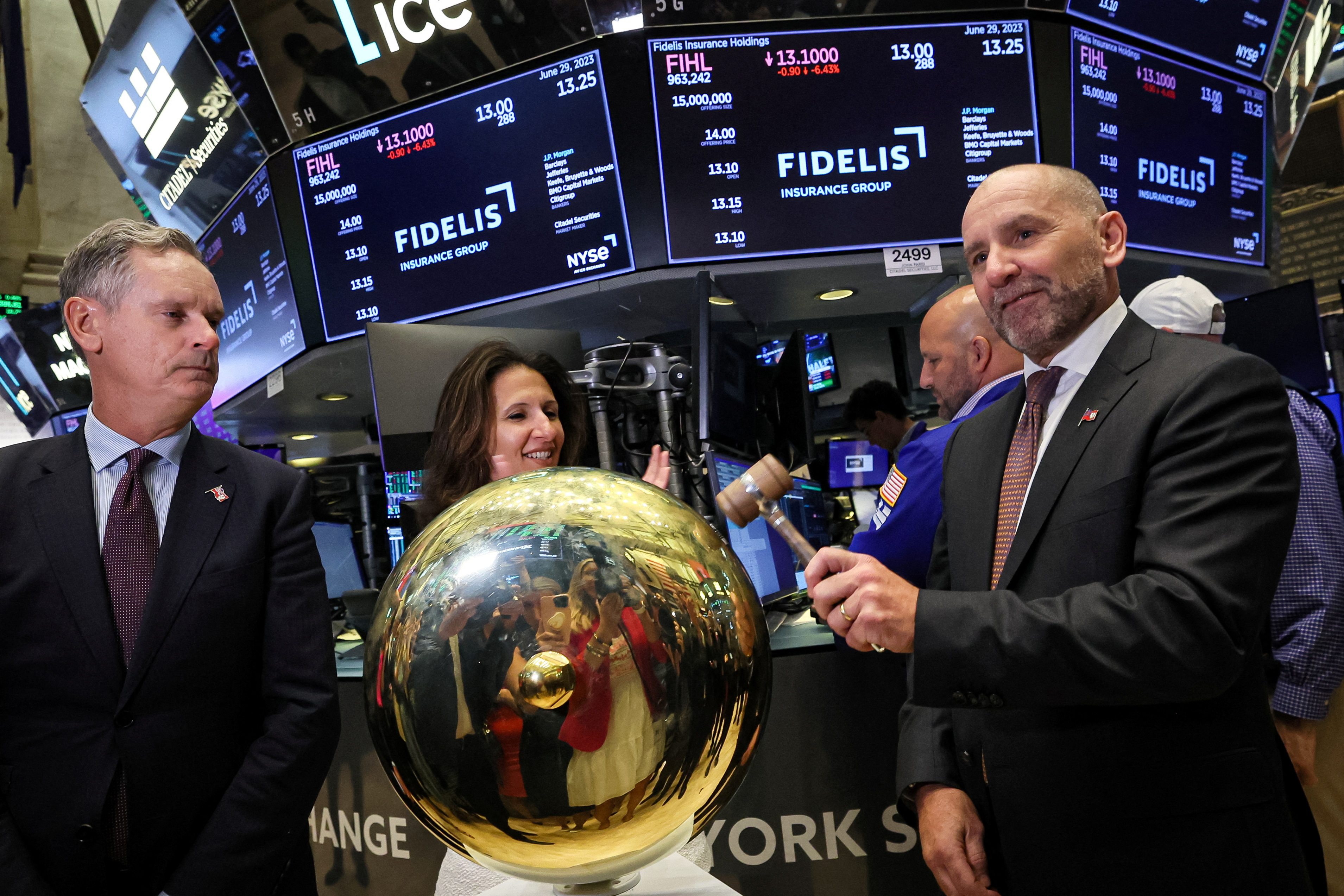 National firm buys Fidelis, big NY Obamacare insurer 