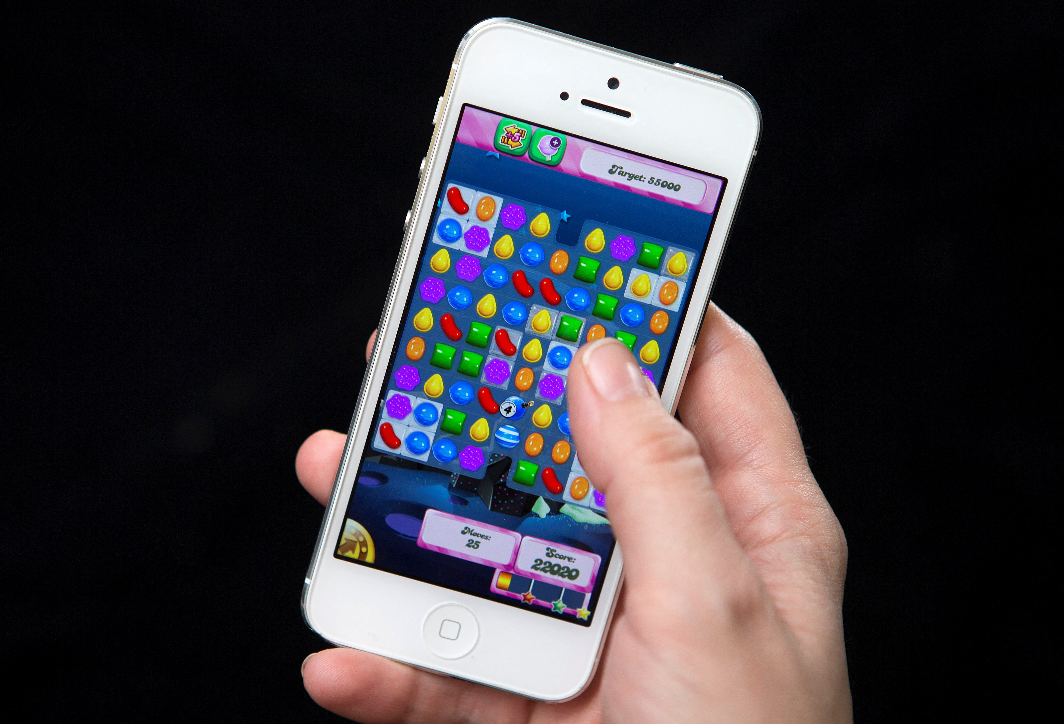 King Digital Launches New 'Candy Crush' Game on Facebook - WSJ