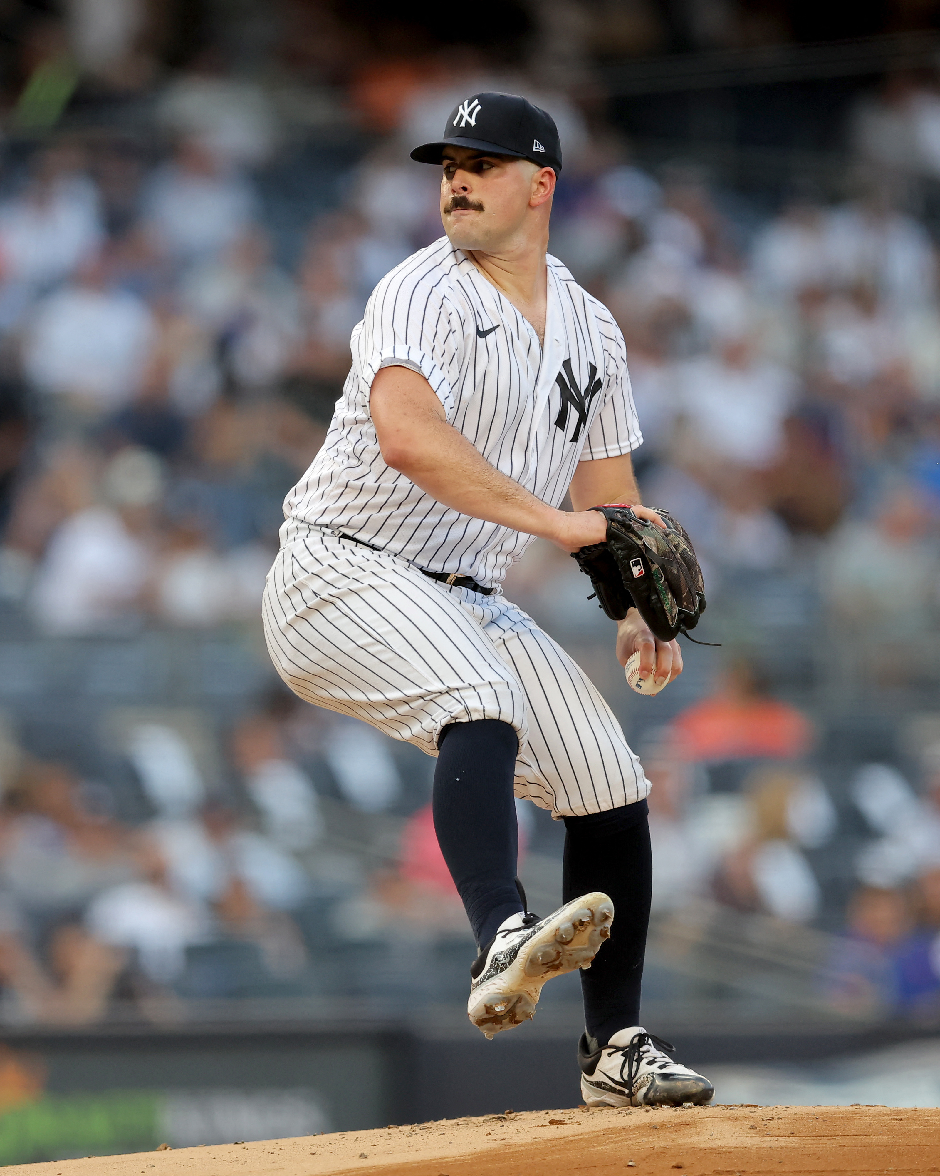 Carlos Rodon outpitches Jose Quintana as Yankees beat Mets for