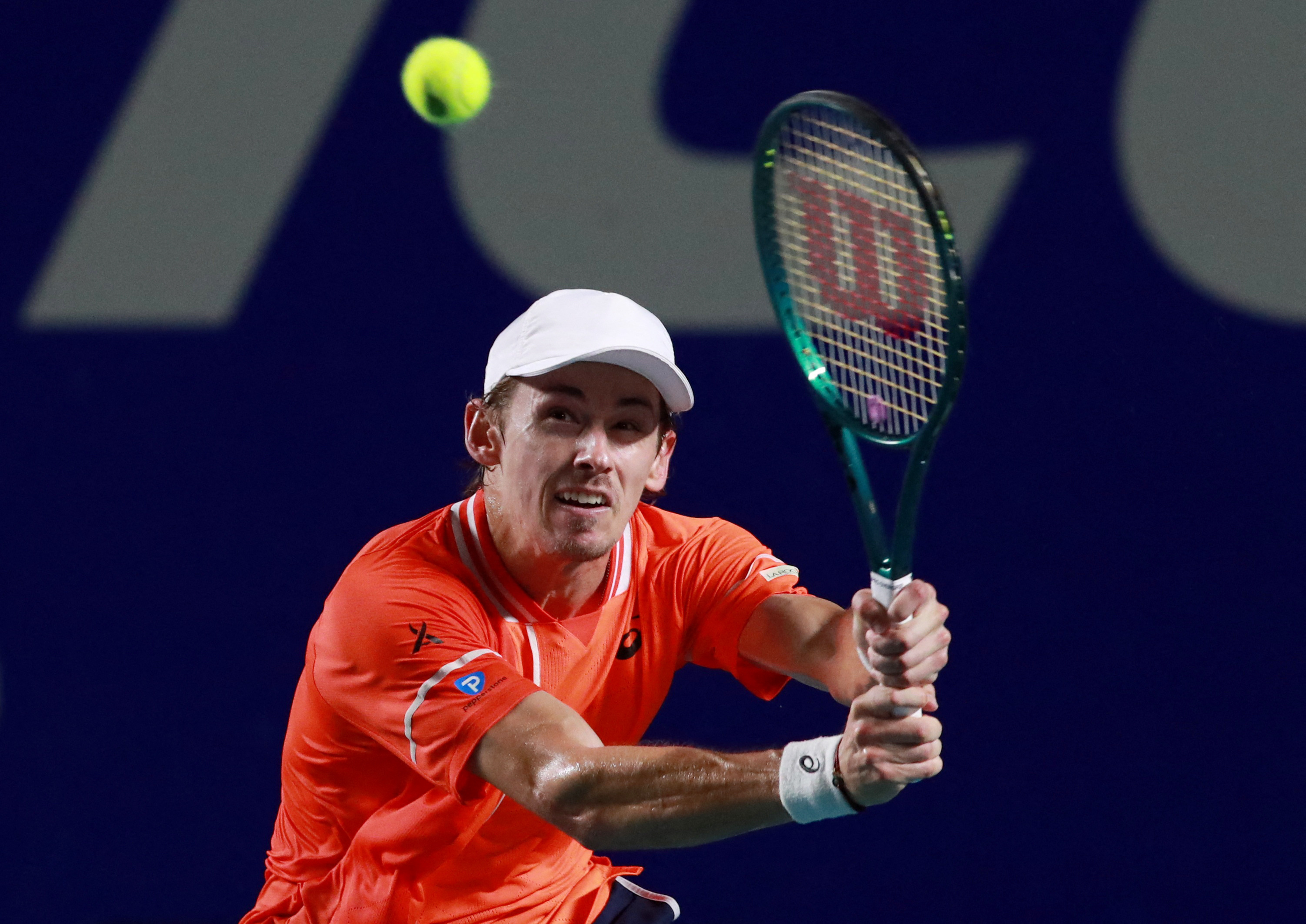 De Minaur sinks Ruud to retain Mexican Open crown | Reuters