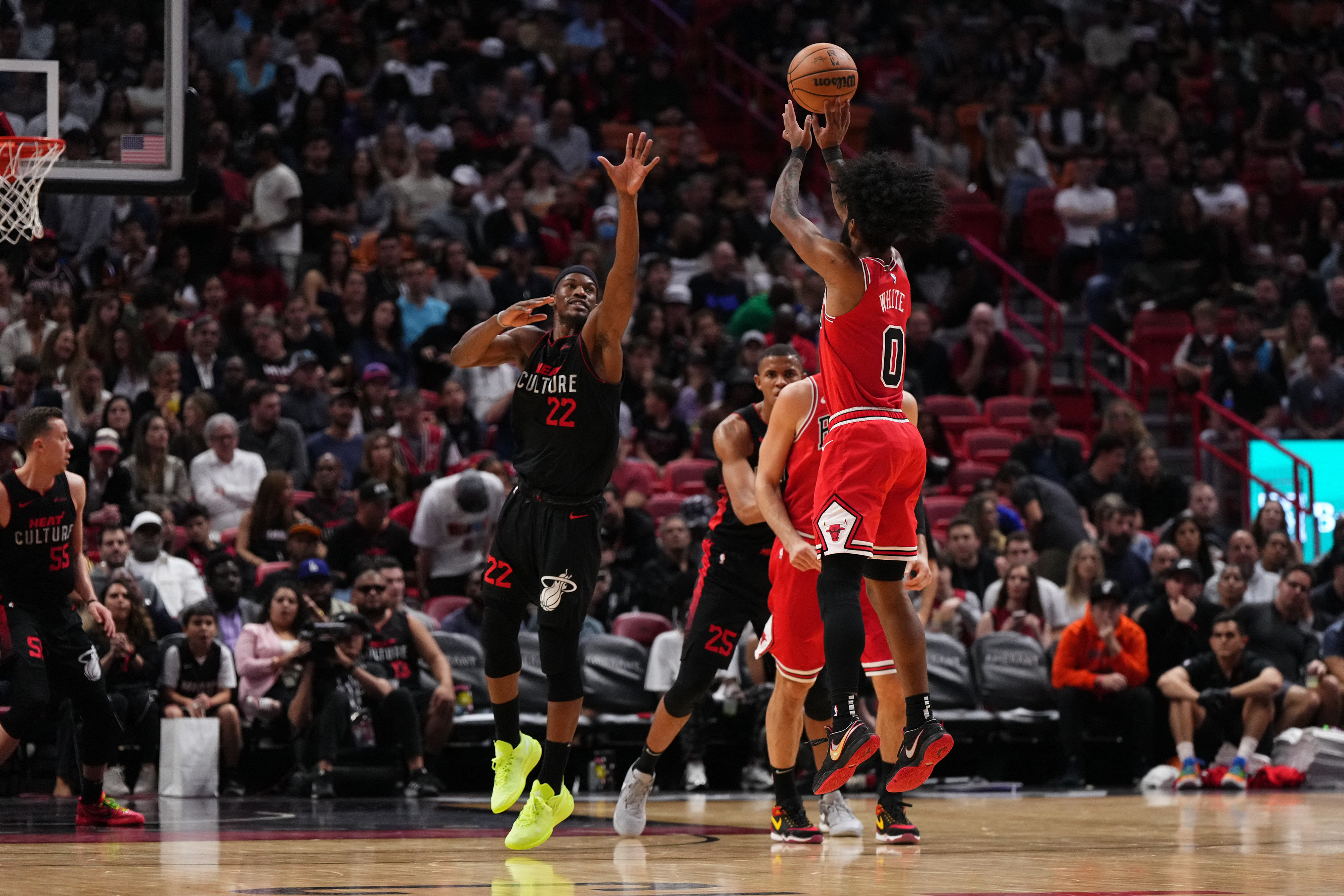 Heat dump Bulls on Jimmy Butler buzzer beater - Field Level Media -  Professional sports content solutions