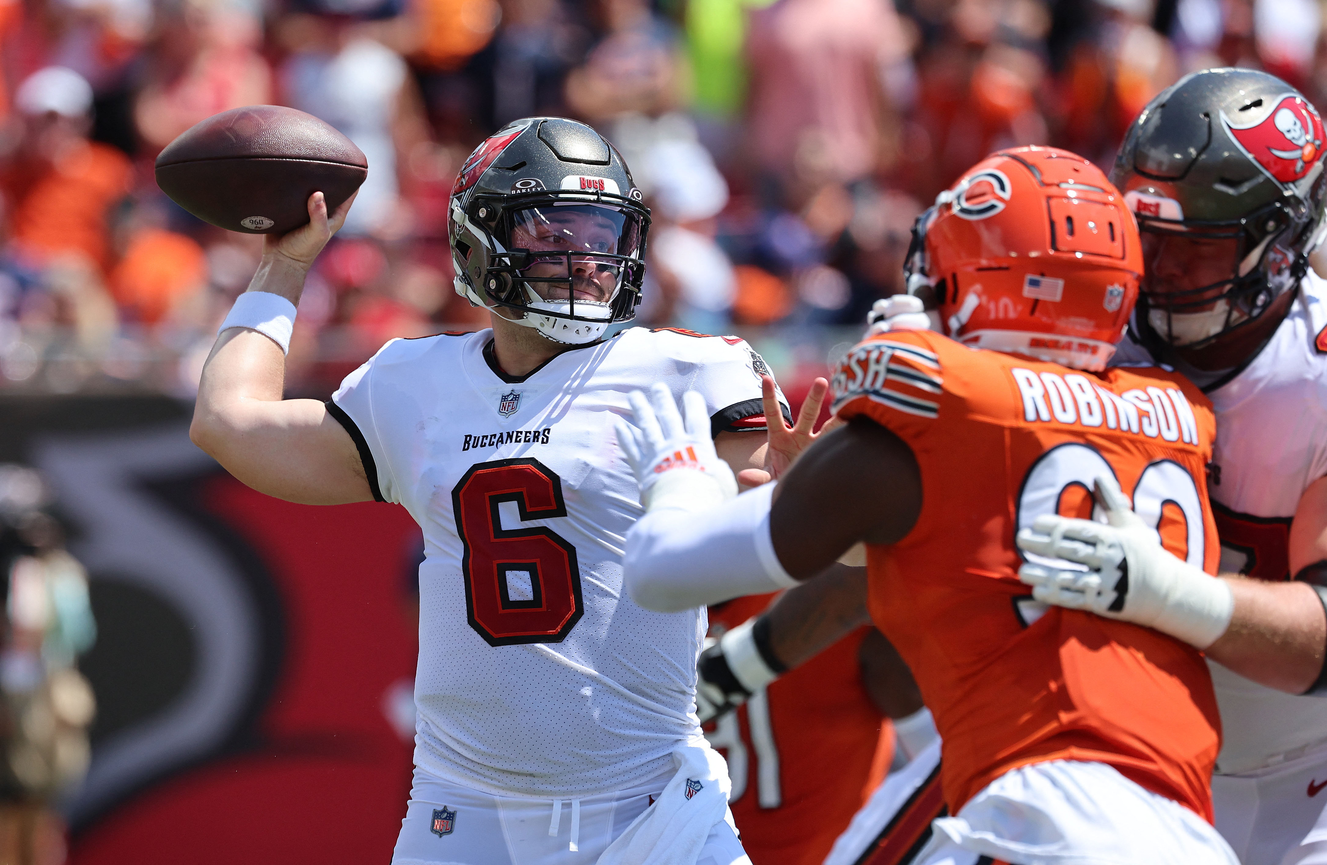 Bucs-Bears Game Thursday Night Will Feature a First in NFL History With  Unique QB Matchup