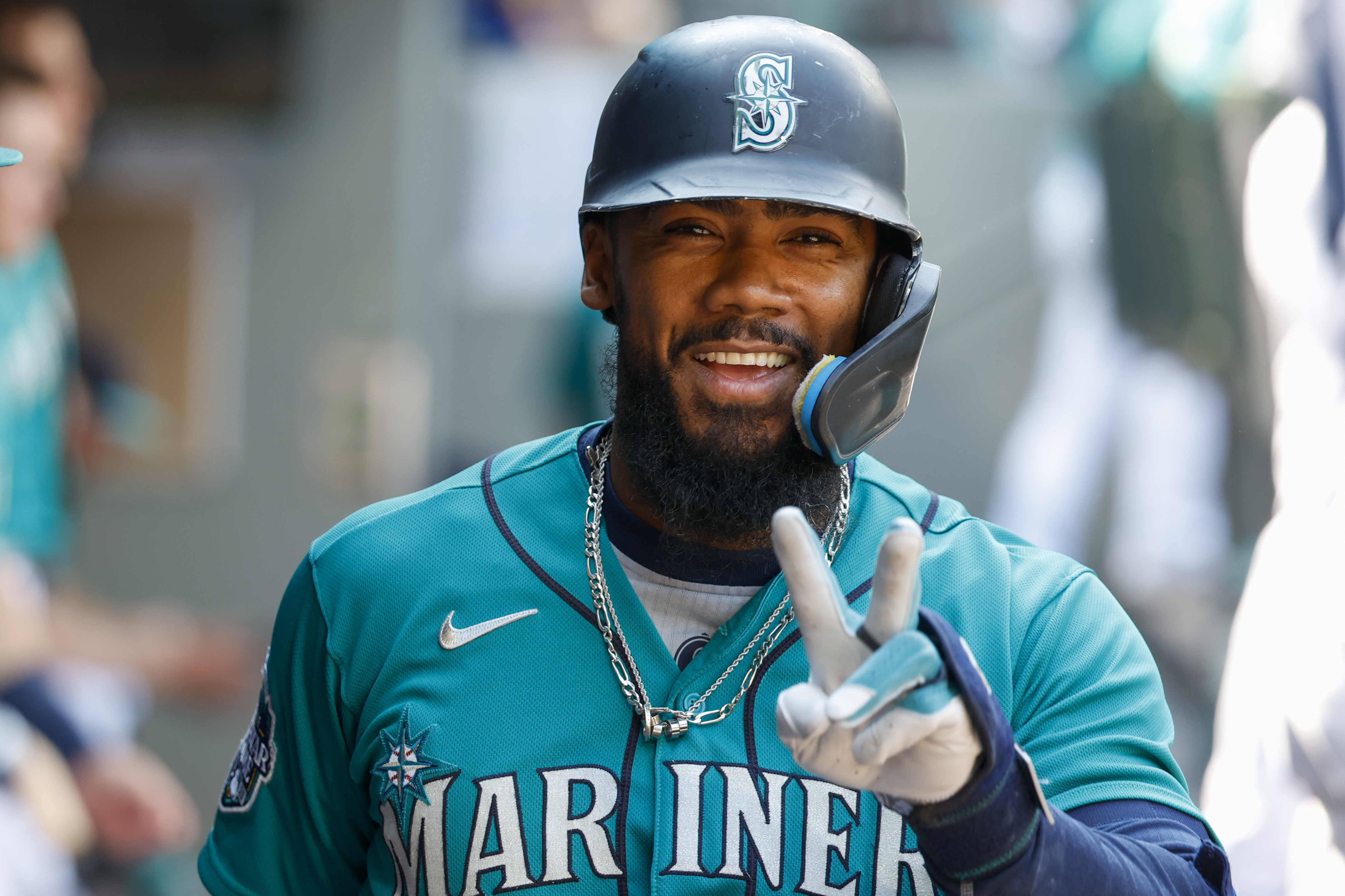 Ford homers twice, Mariners thump Marlins