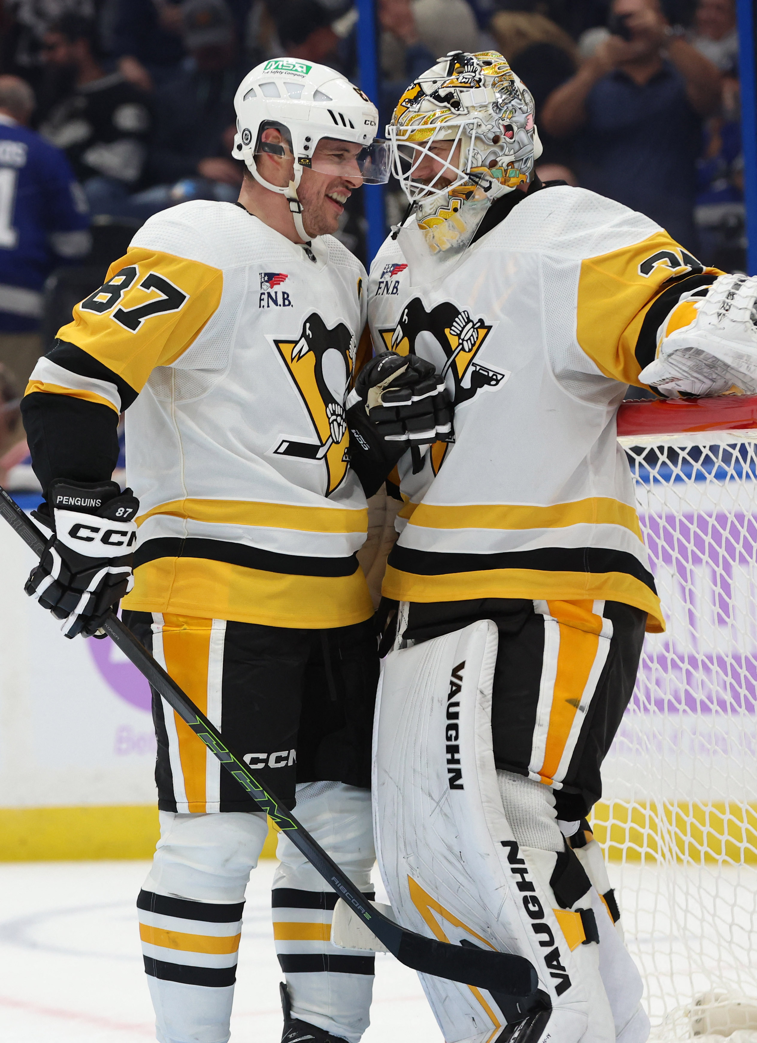 Penguins Rally Past Lightning; G Tristan Jarry Scores Goal | Reuters